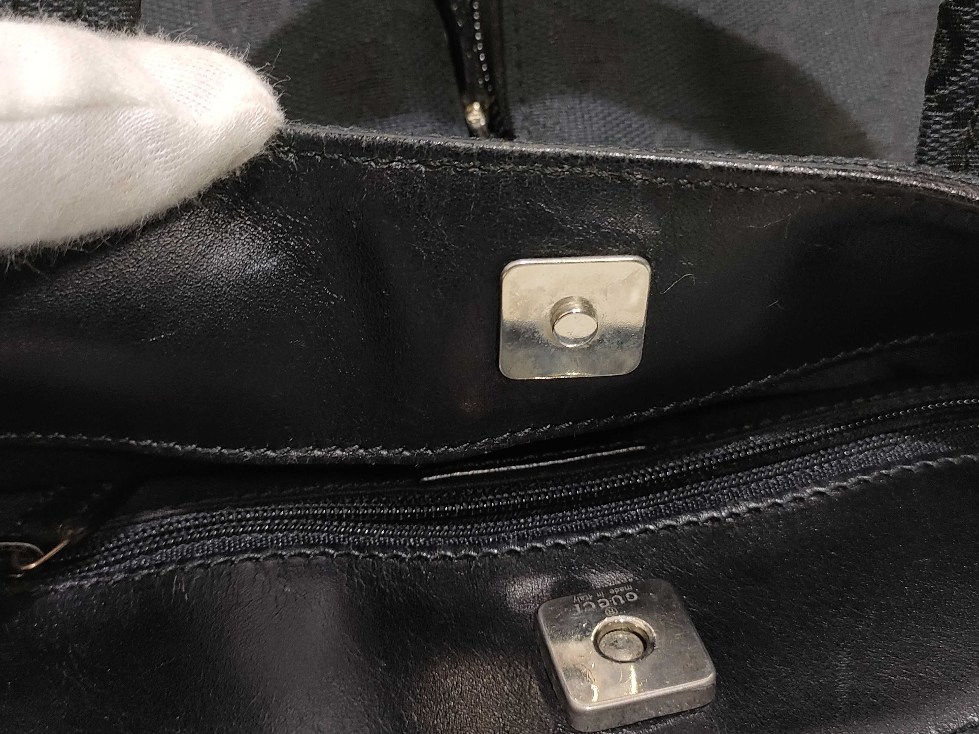 GG Canvas Handbag, Double Pocket Handbag — view 13