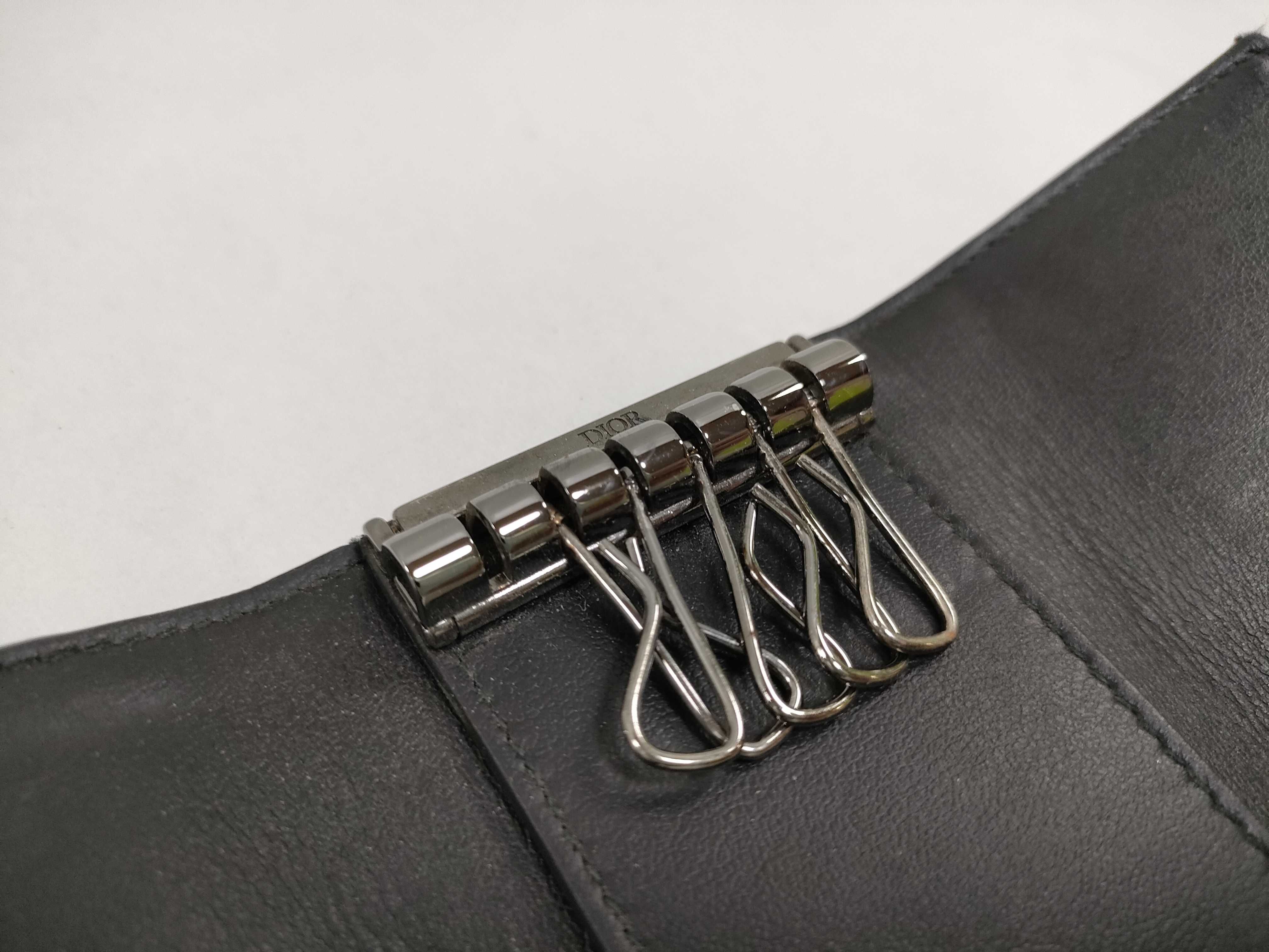 Key Case — view 9