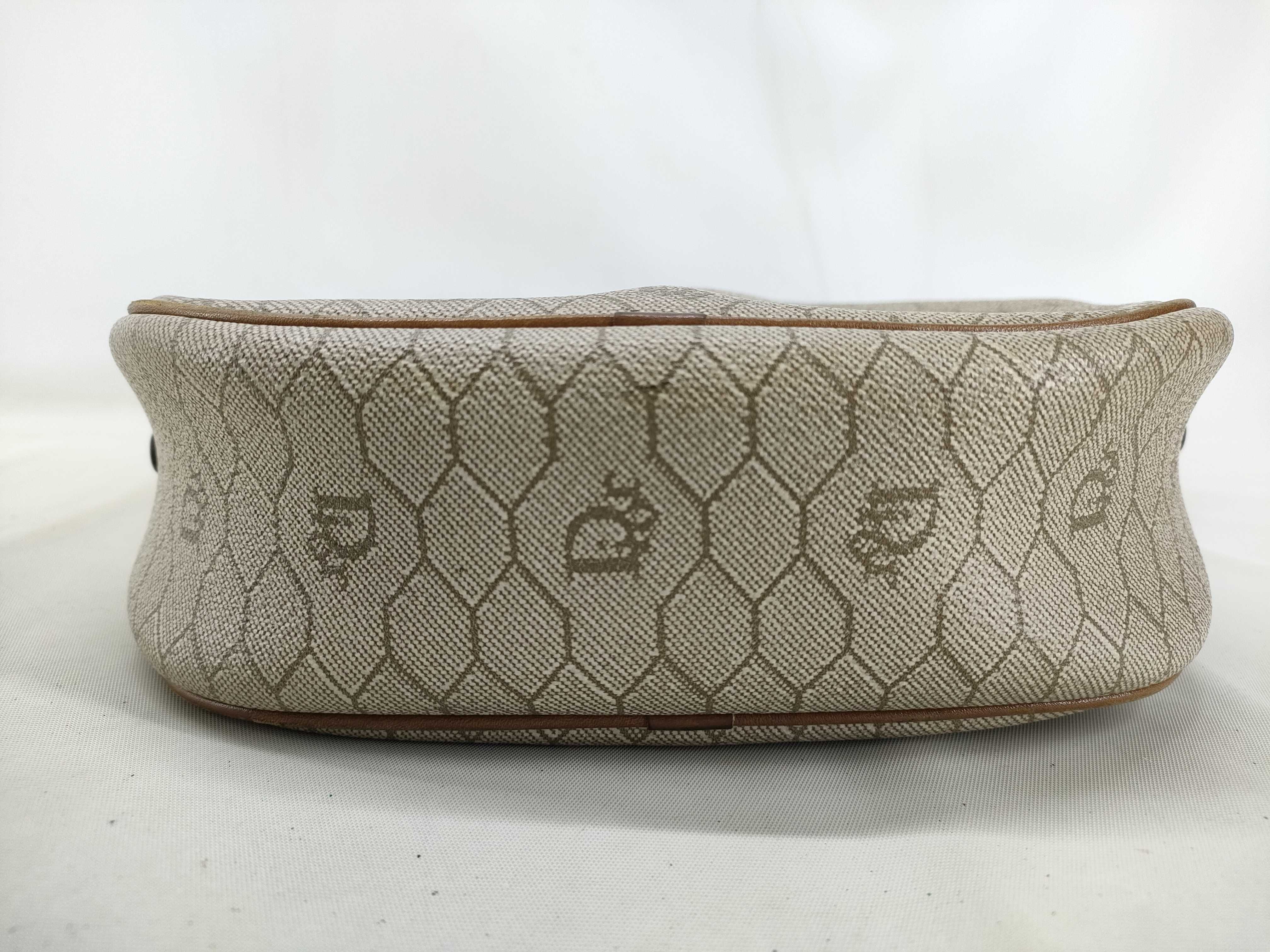 Honeycomb Pattern Shoulder Bag (PVC) — view 3