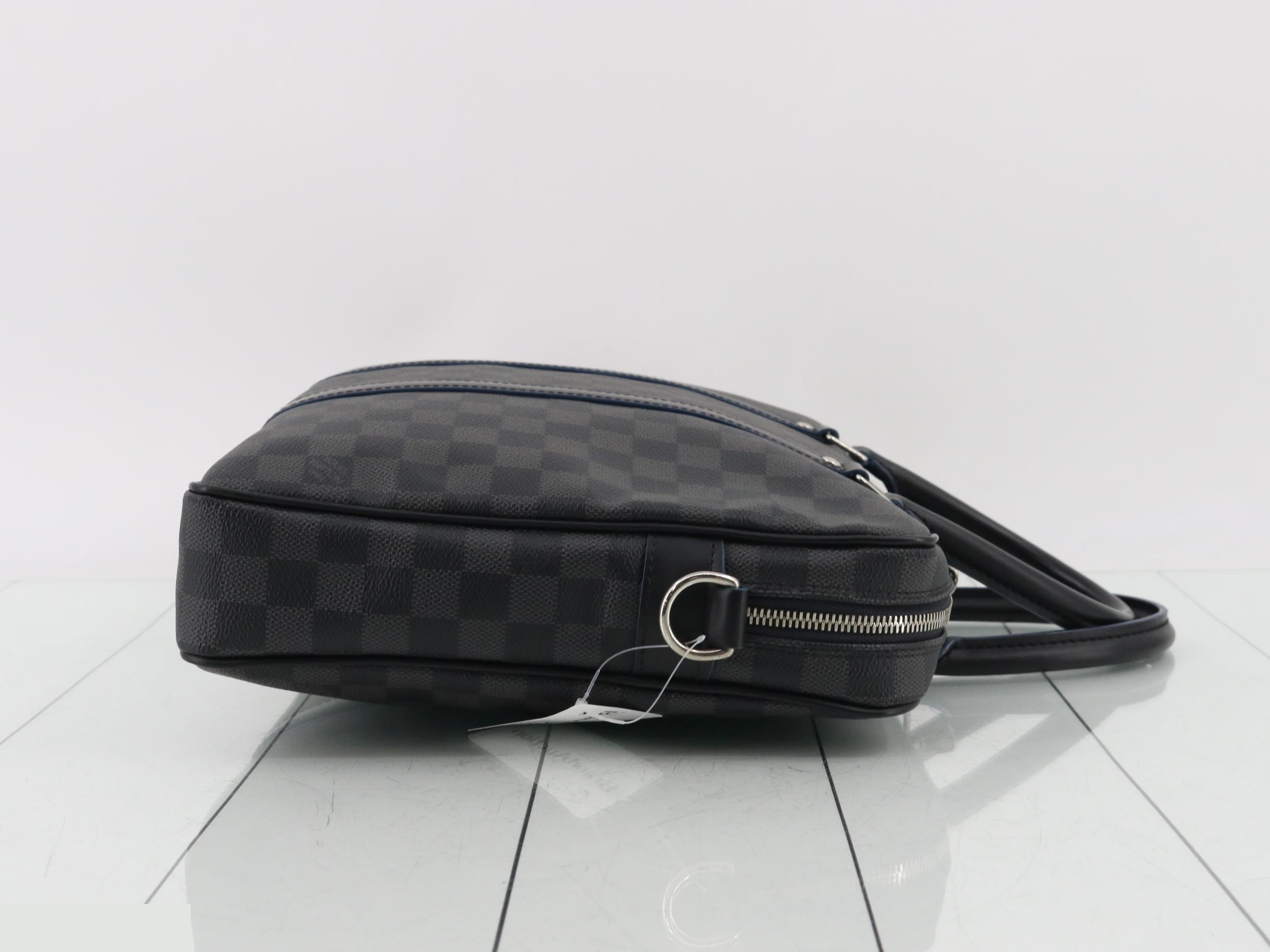 Damier Graphite Portedocuments Voyage PM Business Bag — view 3