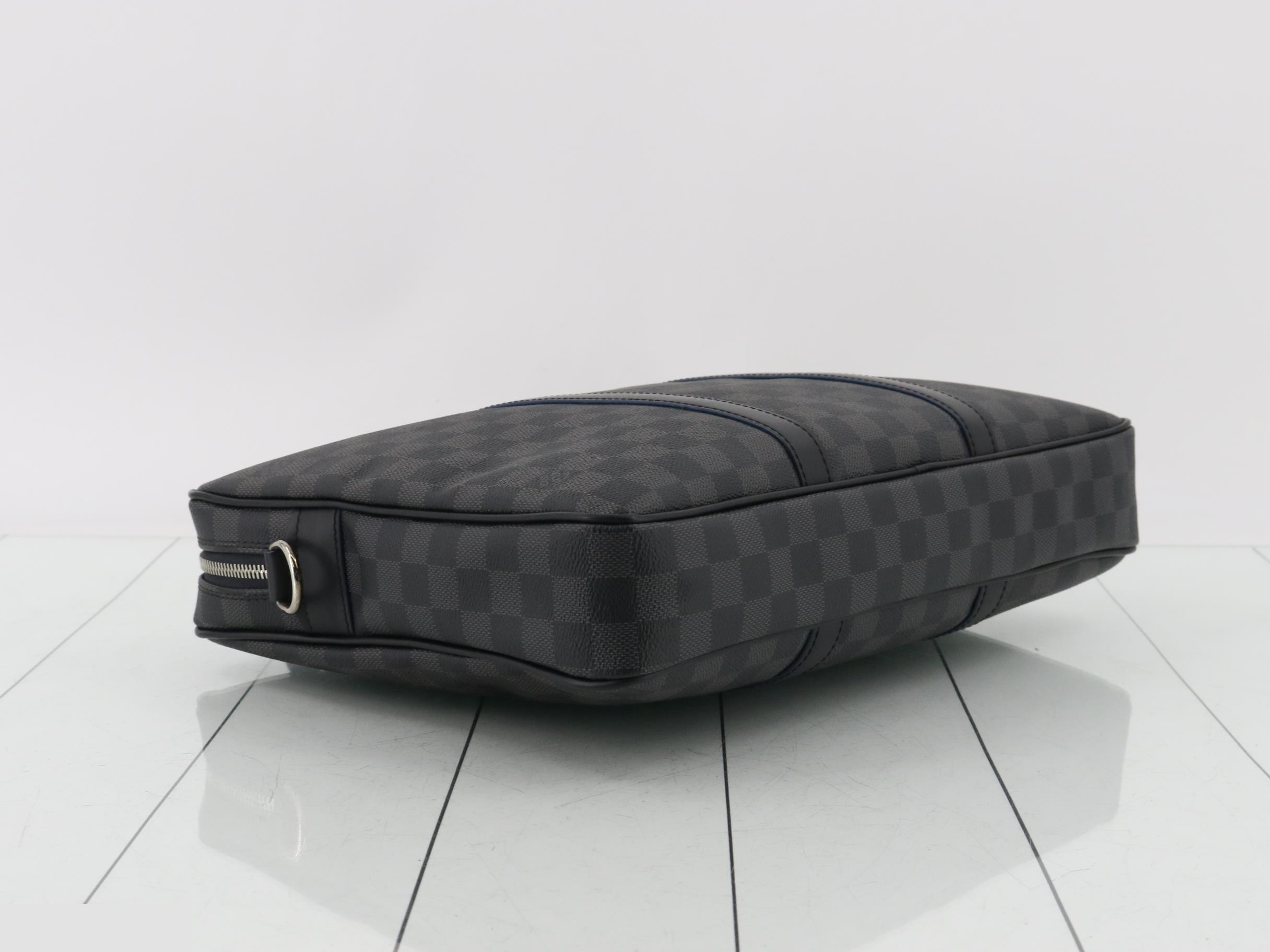 Damier Graphite Portedocuments Voyage PM Business Bag — view 5
