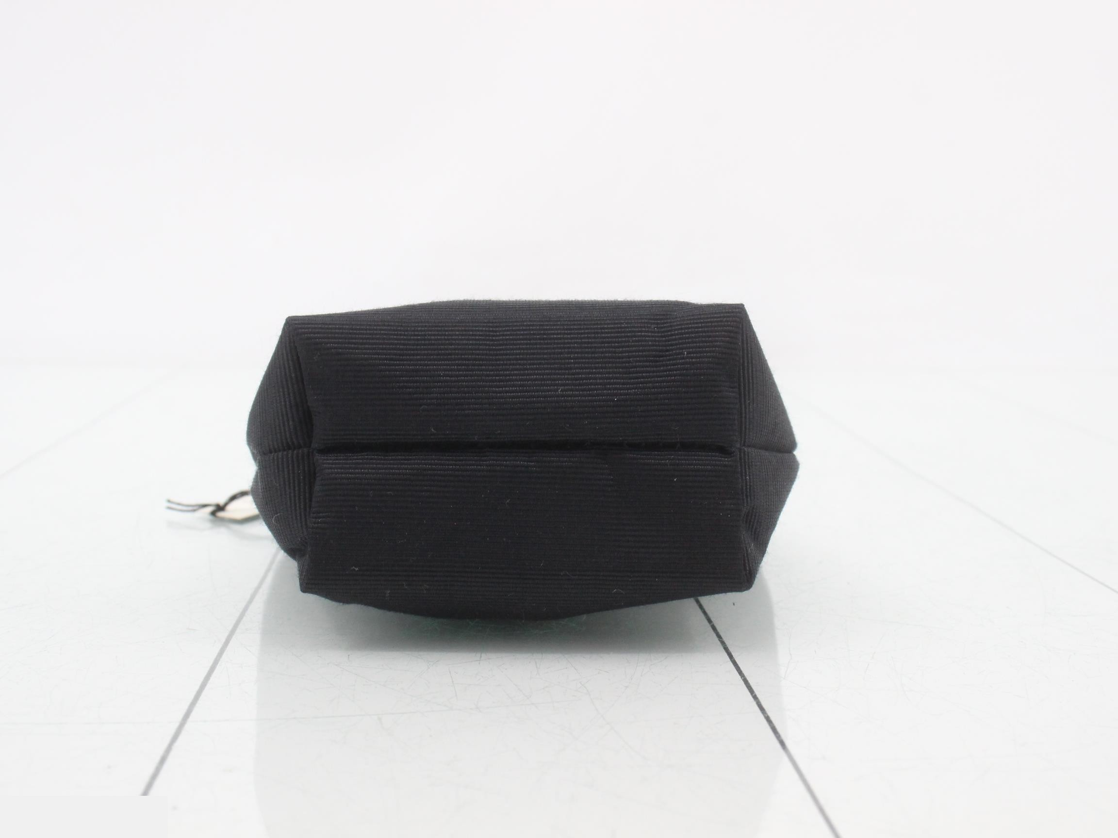 Circle Pouch — view 3