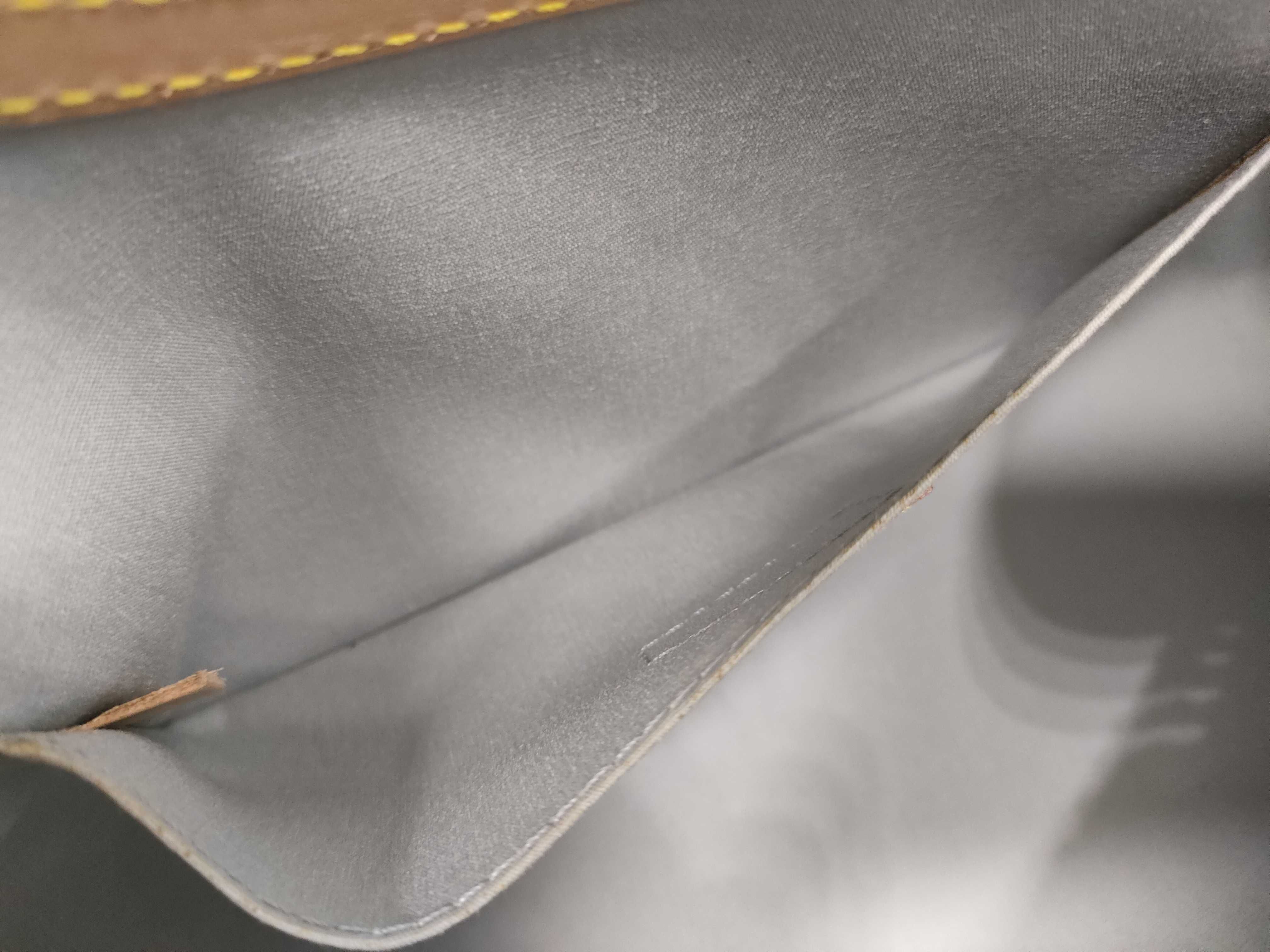 Vernis Handbag with Shoulder Strap — view 11
