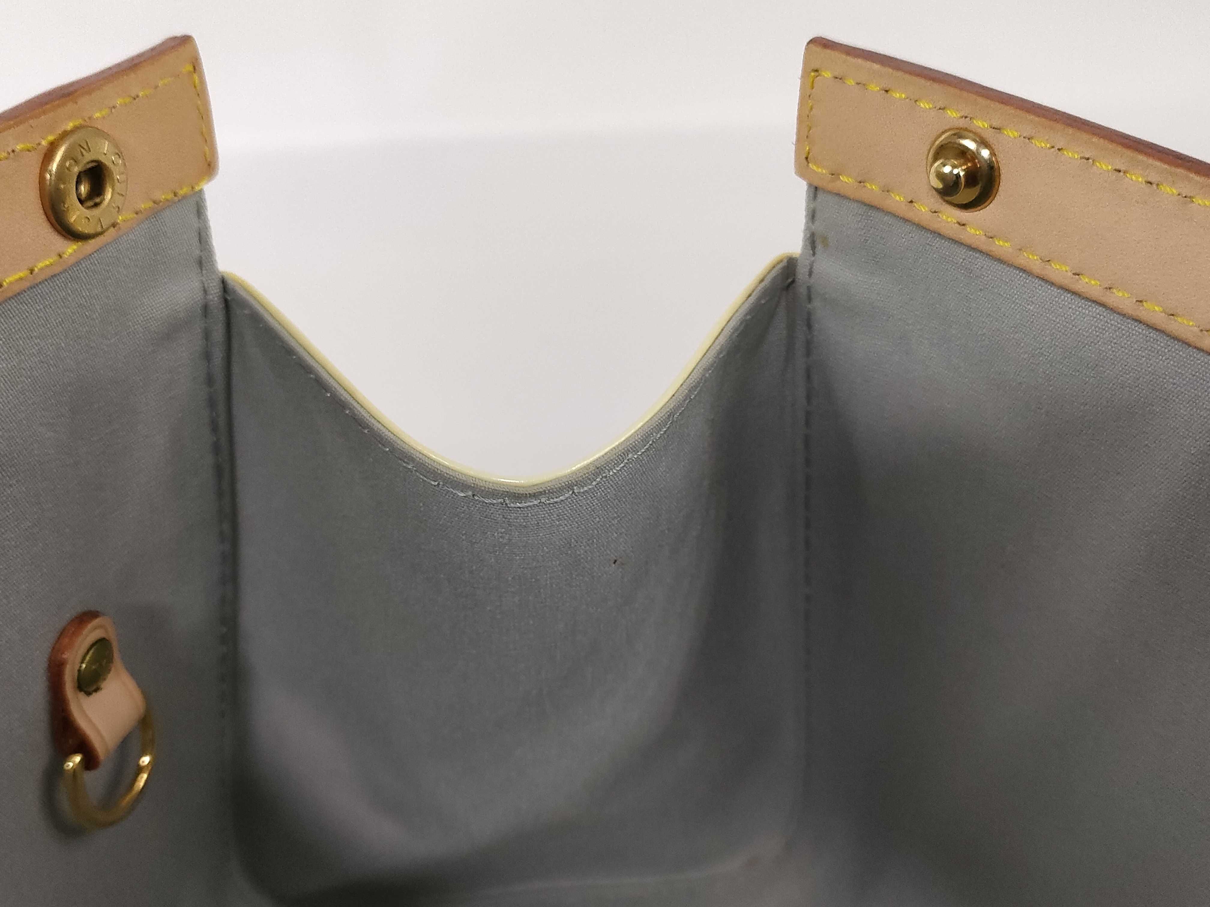 Vernis Handbag with Shoulder Strap — view 12