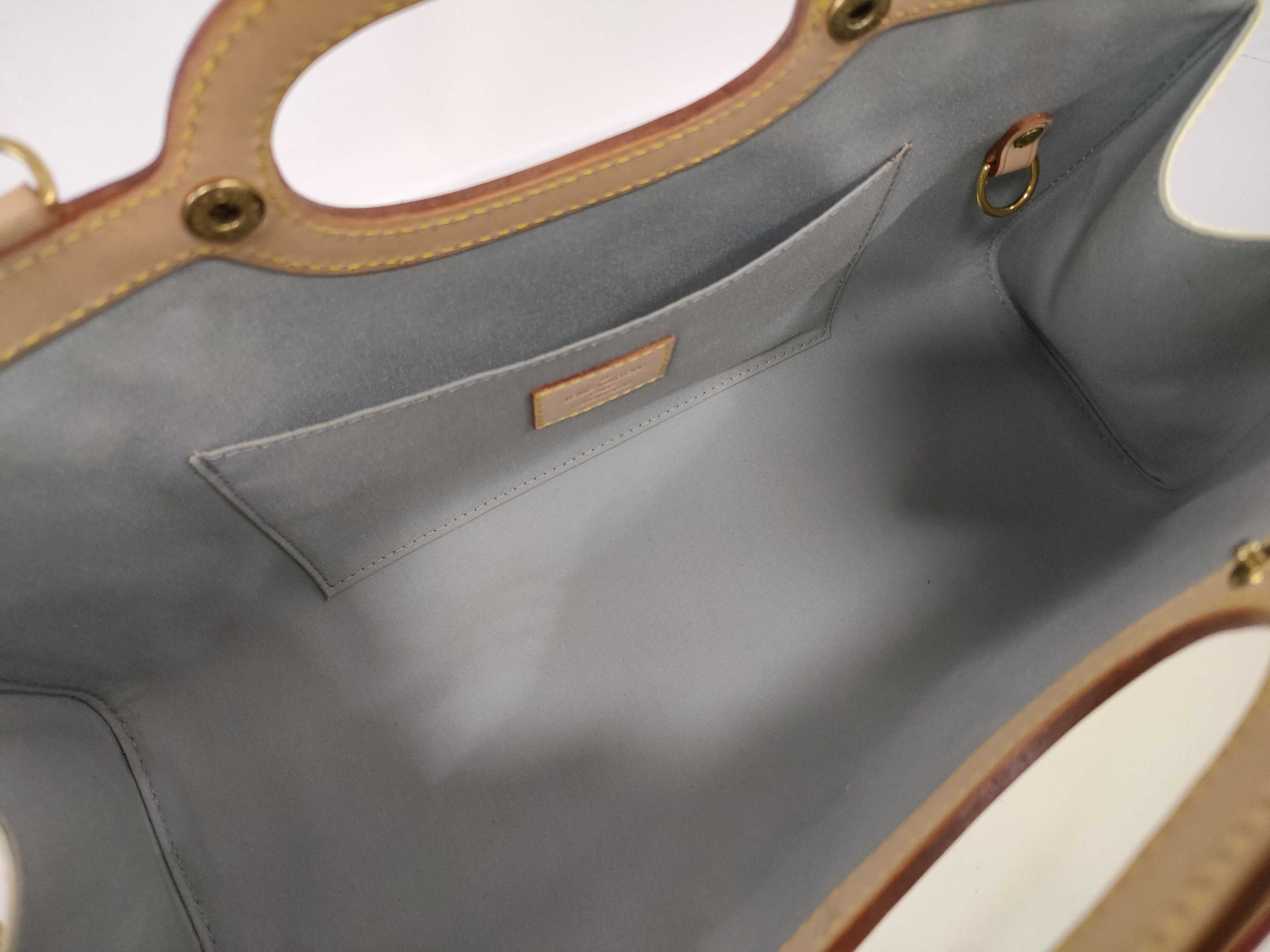 Vernis Handbag with Shoulder Strap — view 9