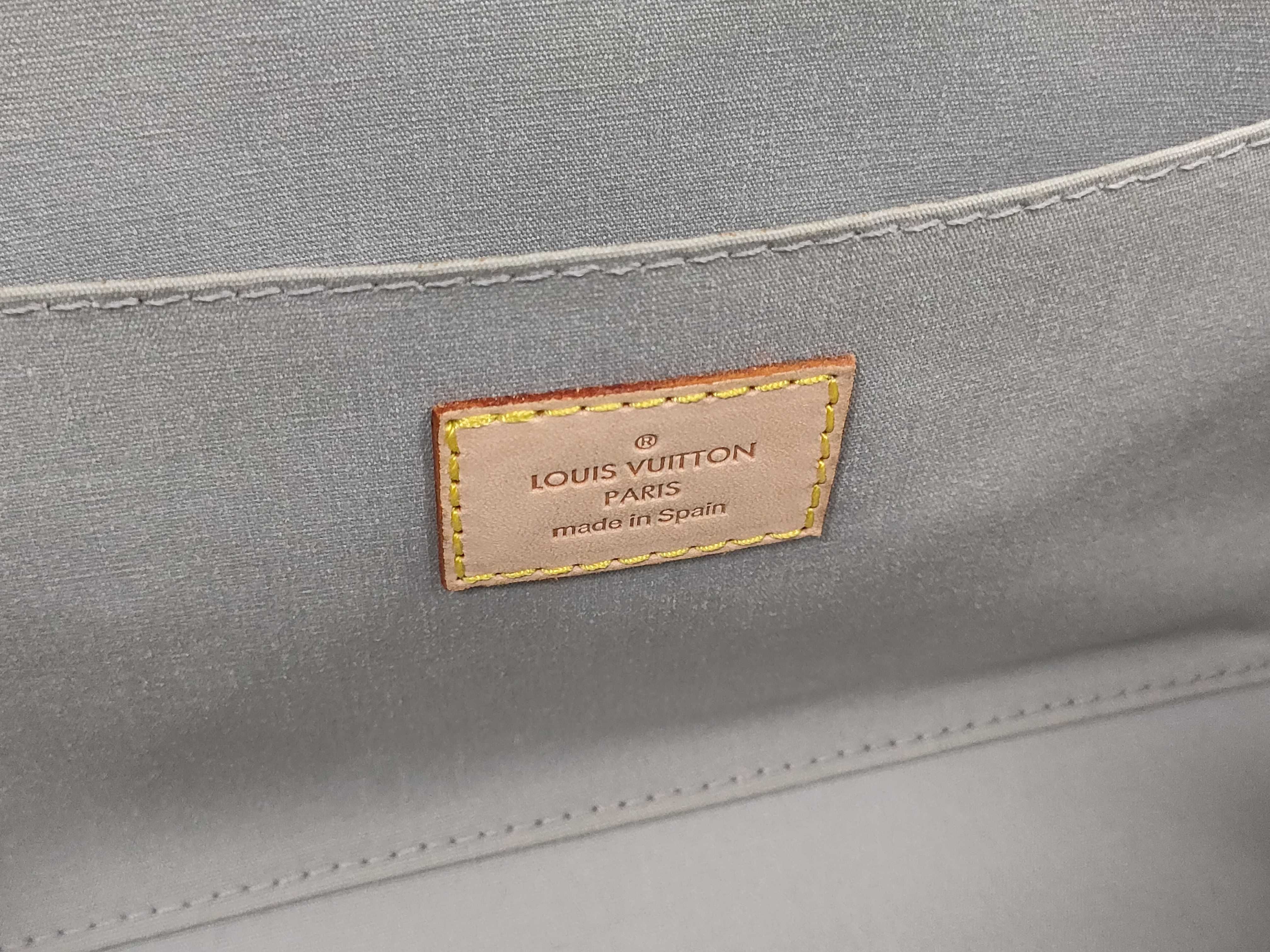Vernis Handbag with Shoulder Strap — view 10