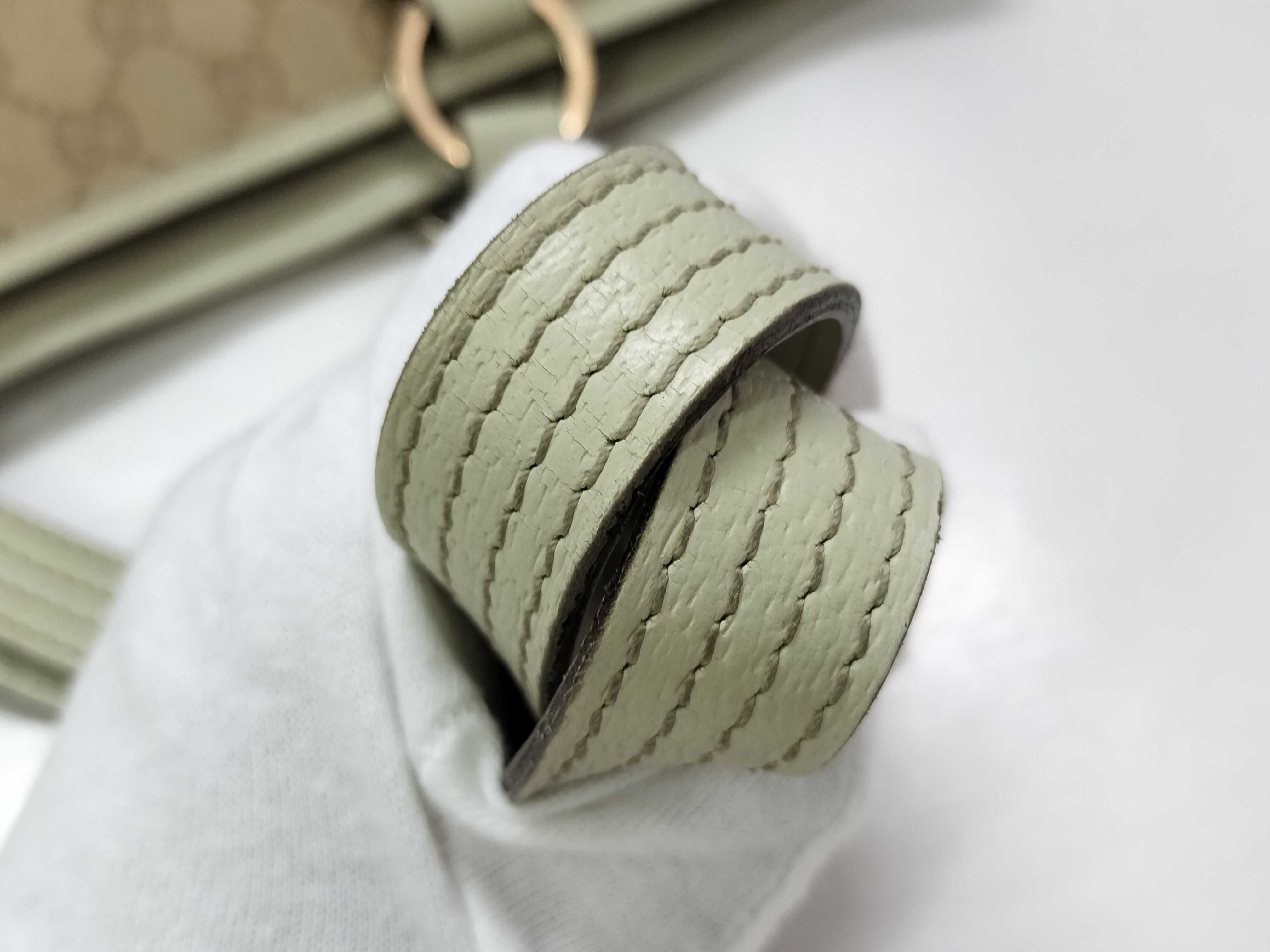 GG Canvas Gucci Handbag Tote Bag — view 4