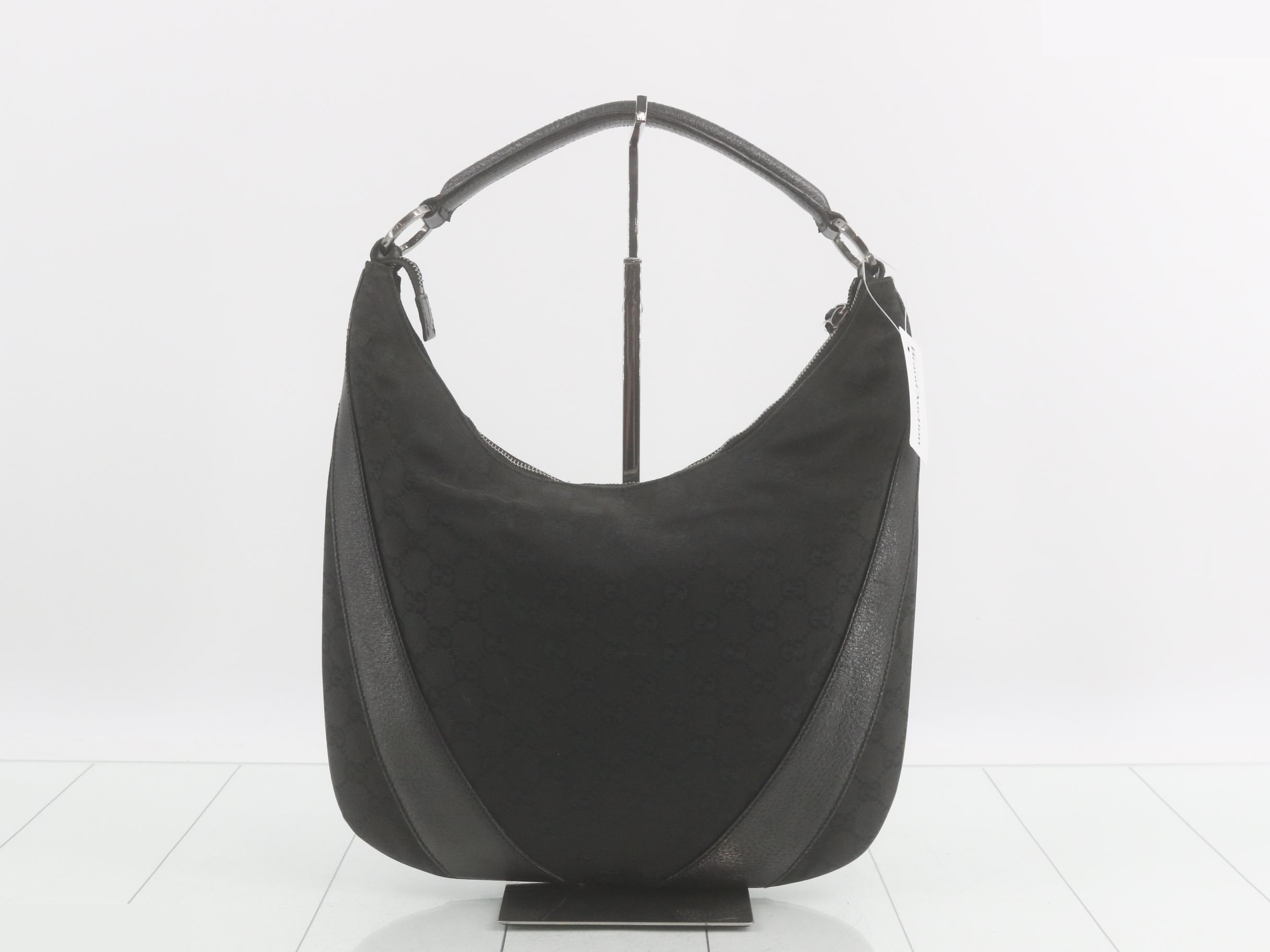 GG Canvas Shoulder Bag — view 2