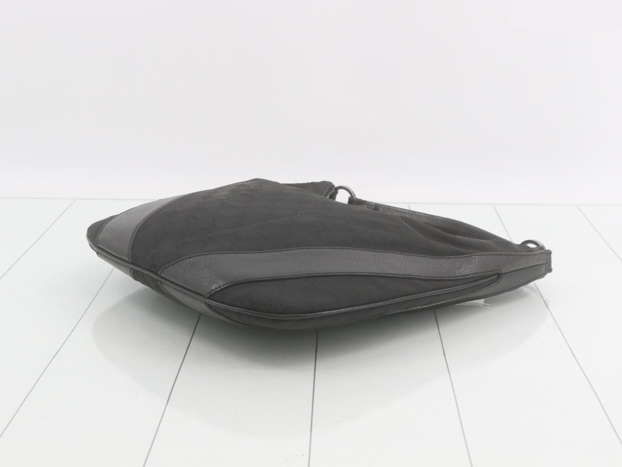 GG Canvas Shoulder Bag — view 6