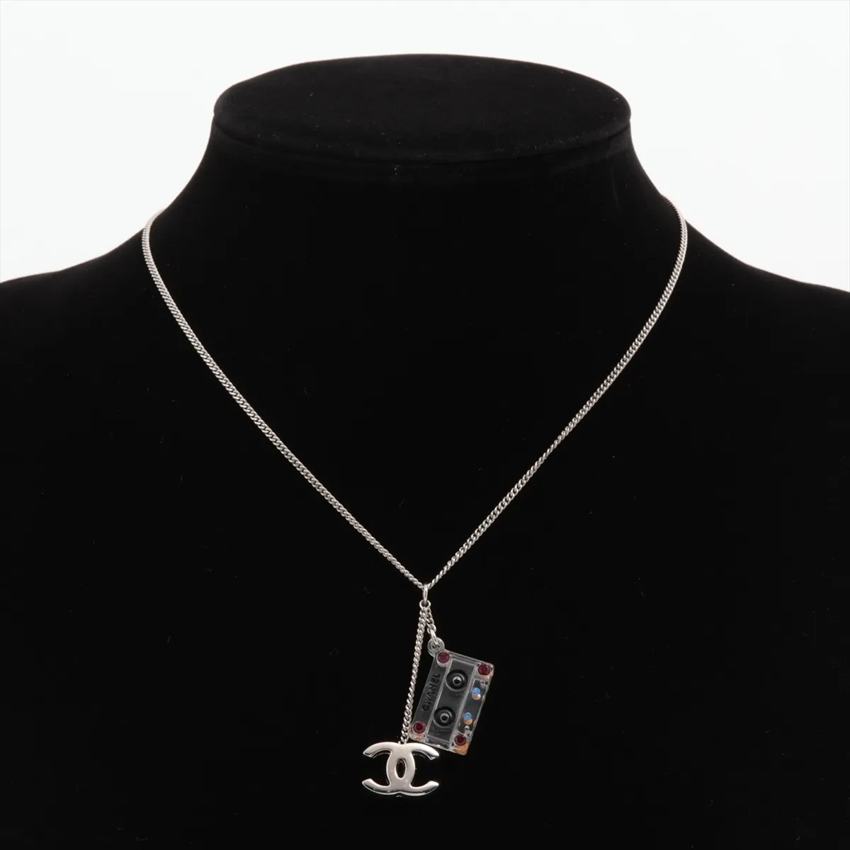 Cocomark 04P Necklace Metal x Resin Silver x Clear Thread — view 5