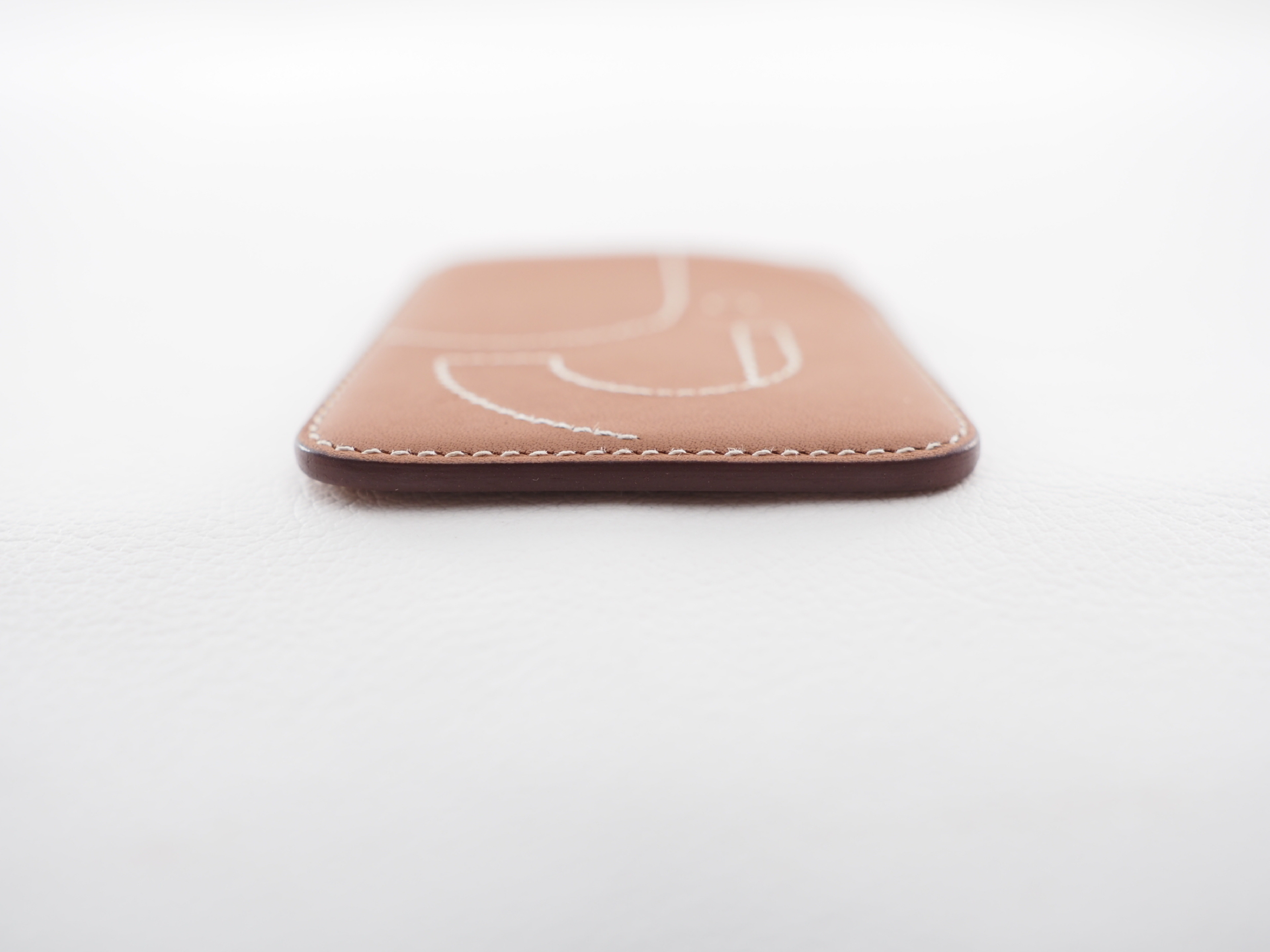 2024 Magsafe Elephant Card Holder - Card Case — view 5