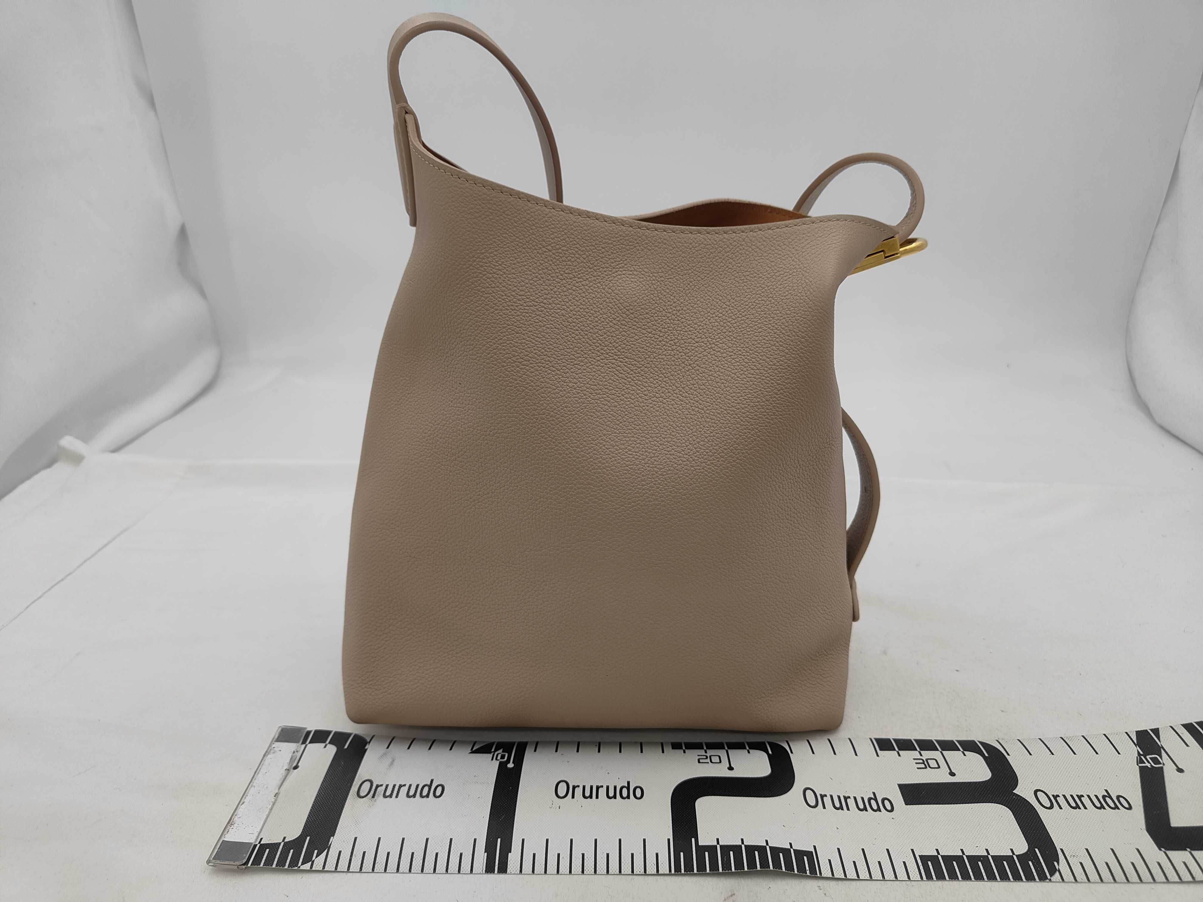 Low Key Hobo PM M25022 Shoulder Bag — view 2