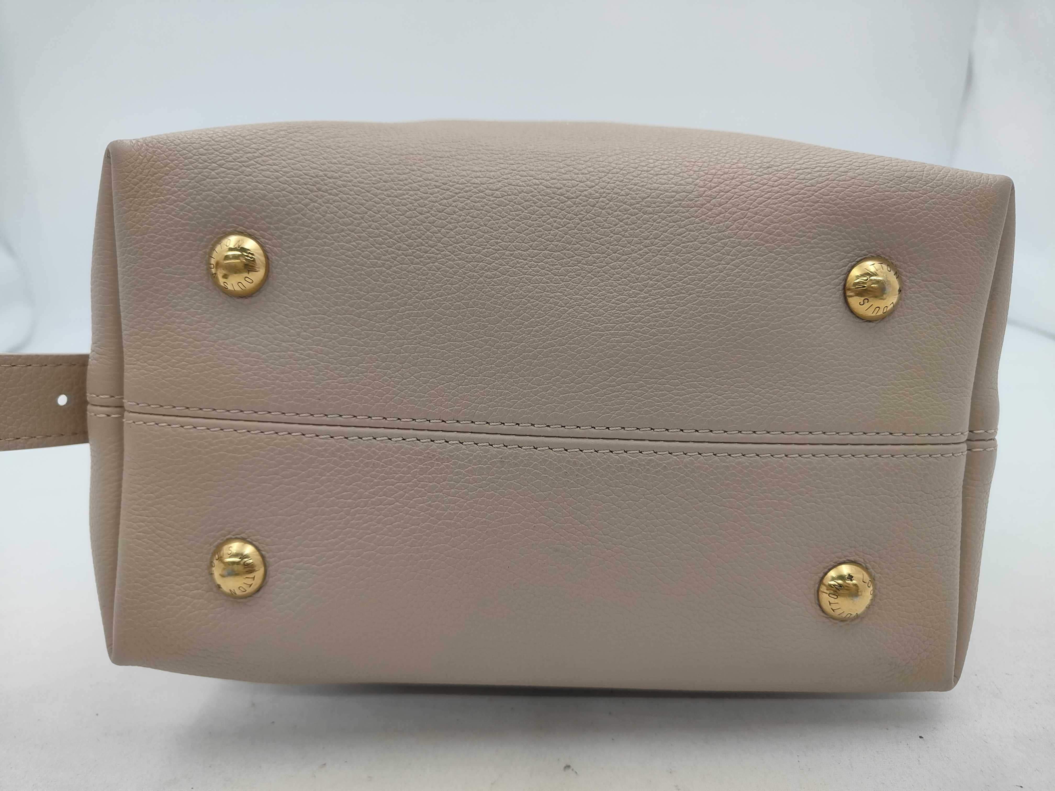 Low Key Hobo PM M25022 Shoulder Bag — view 7