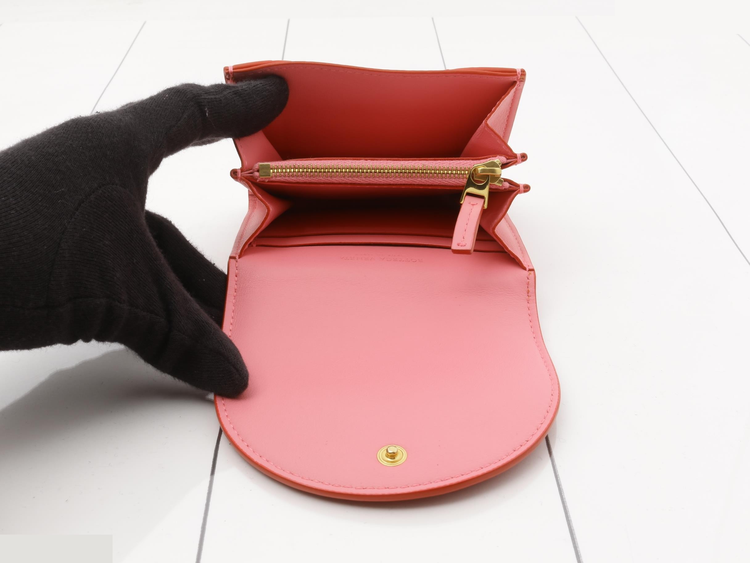 Intrecciato Bi-fold Wallet, Red/Pink — view 4