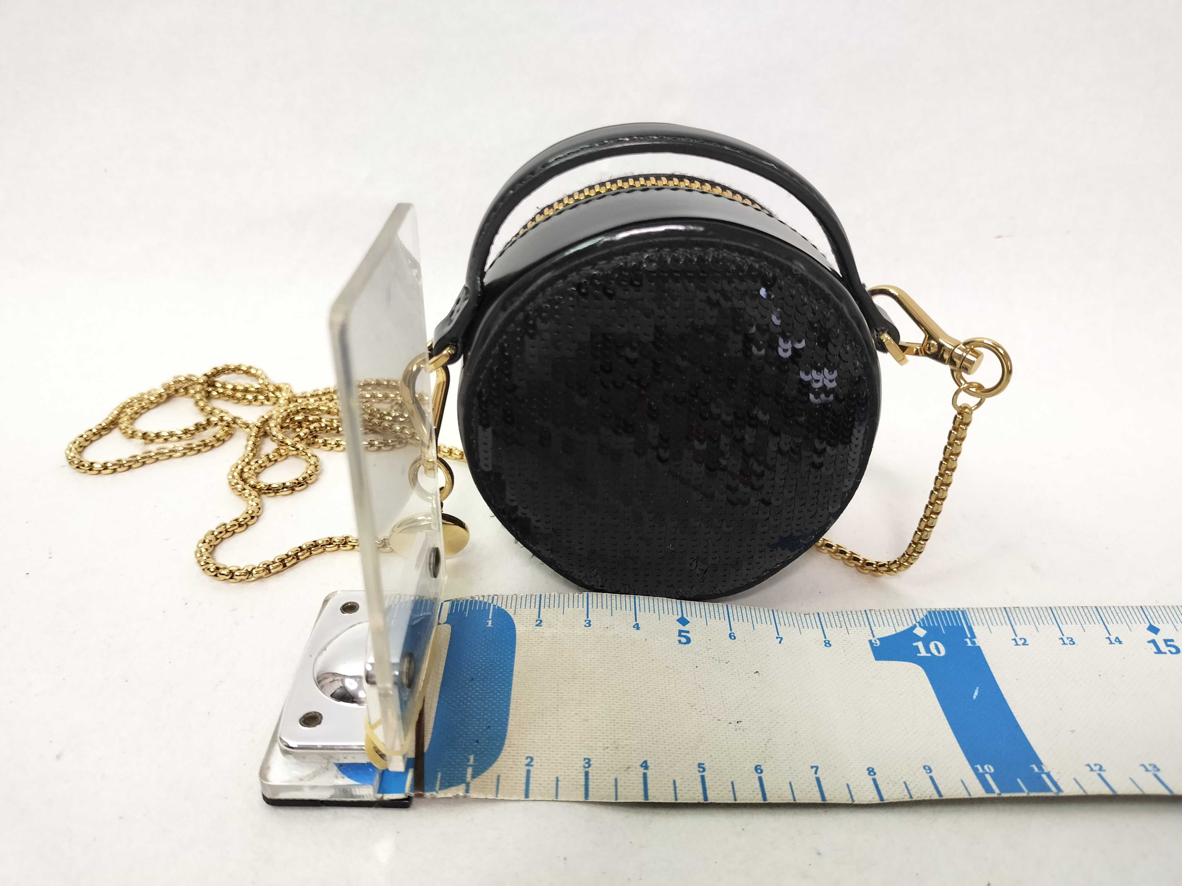 FR- Saffiano Triangle 1NR023 Leather Pouch White Chain included Pouch — view 2