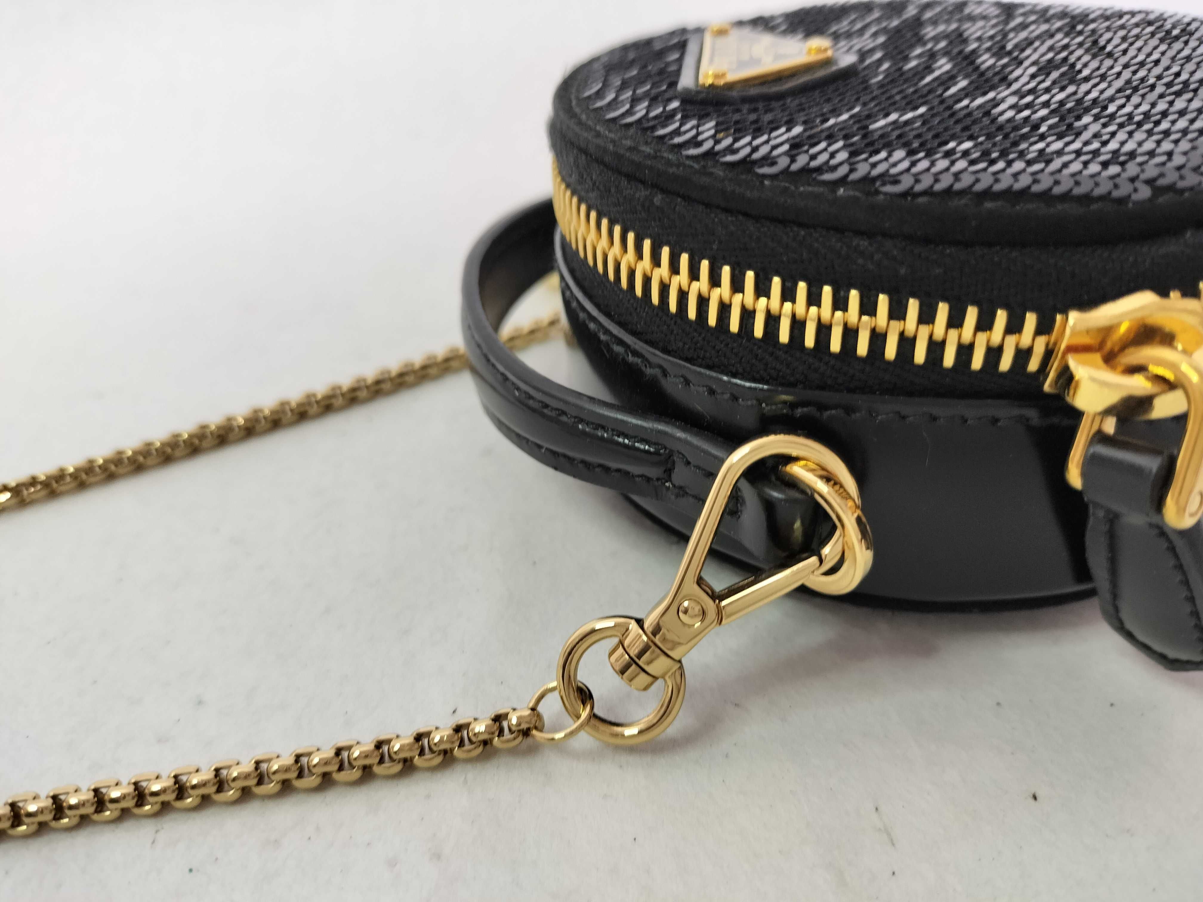 FR- Saffiano Triangle 1NR023 Leather Pouch White Chain included Pouch — view 7