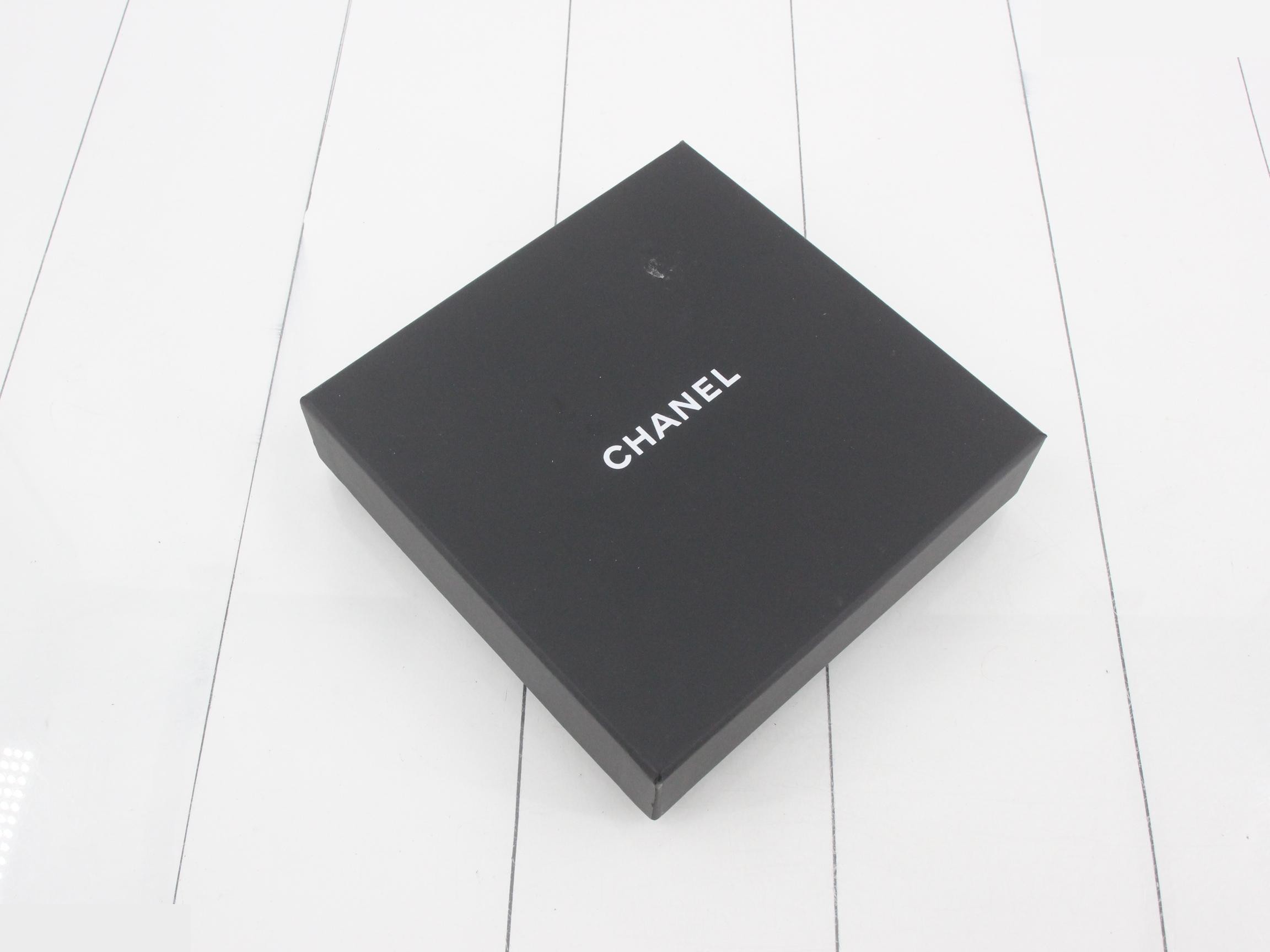 cotton scarf in box — view 4