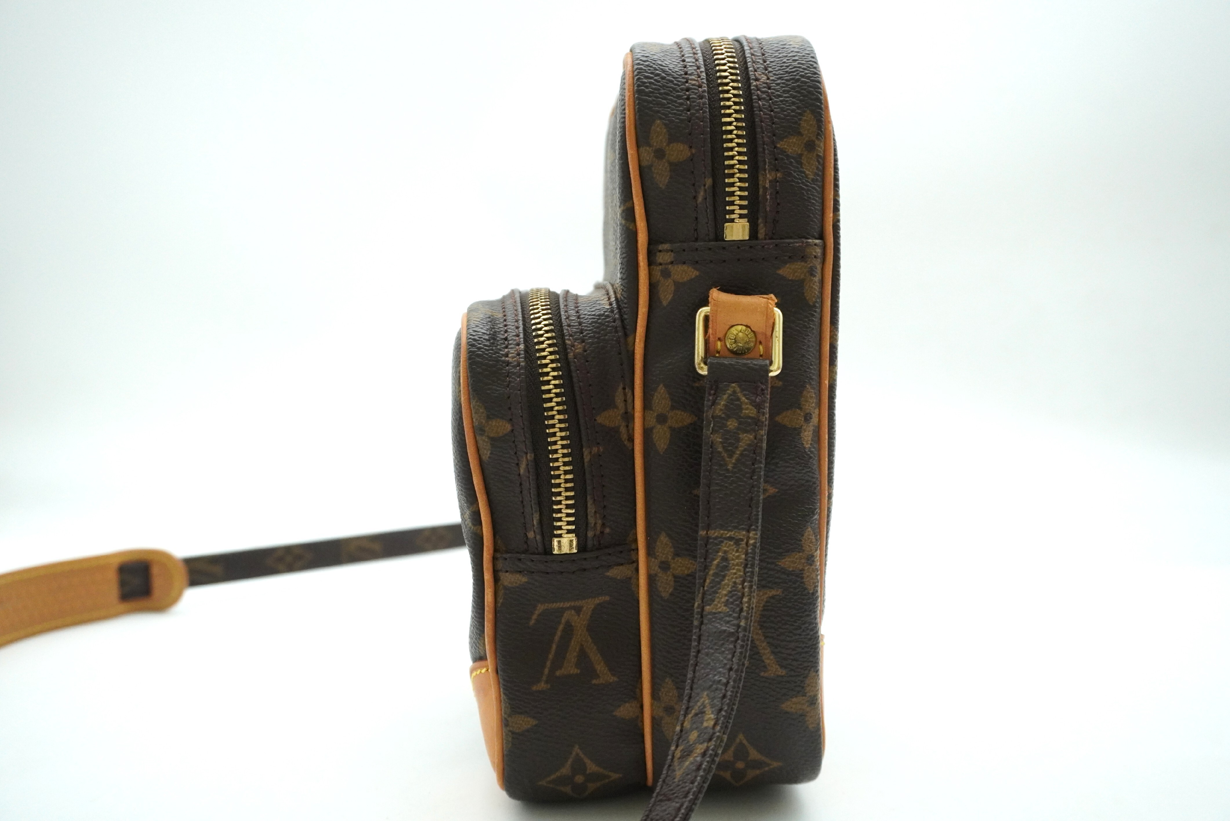 Monogram Amazon M45236 Shoulder Bag — view 3