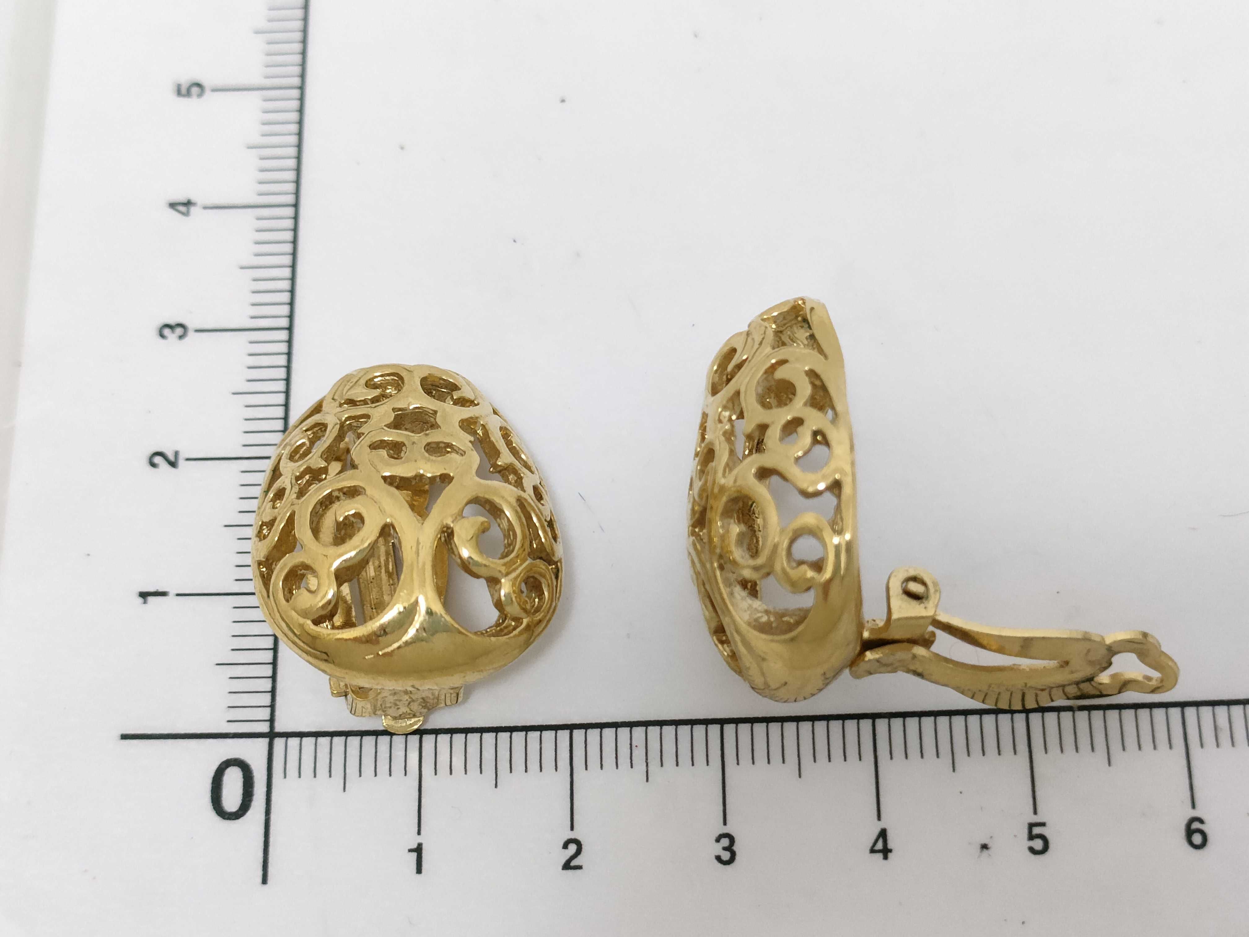 earrings — view 7