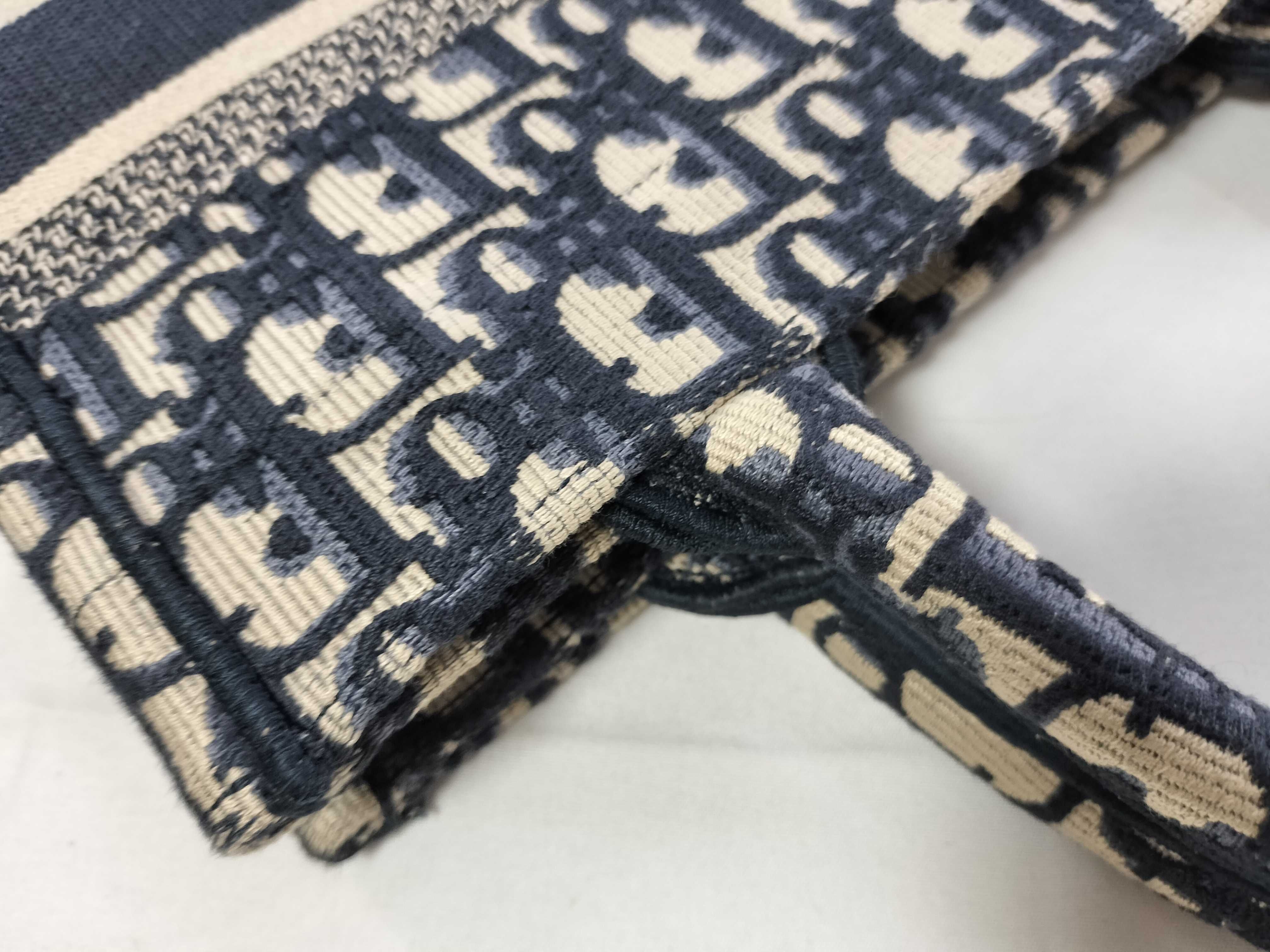 Small Tote Bag (with name engraving) — view 5