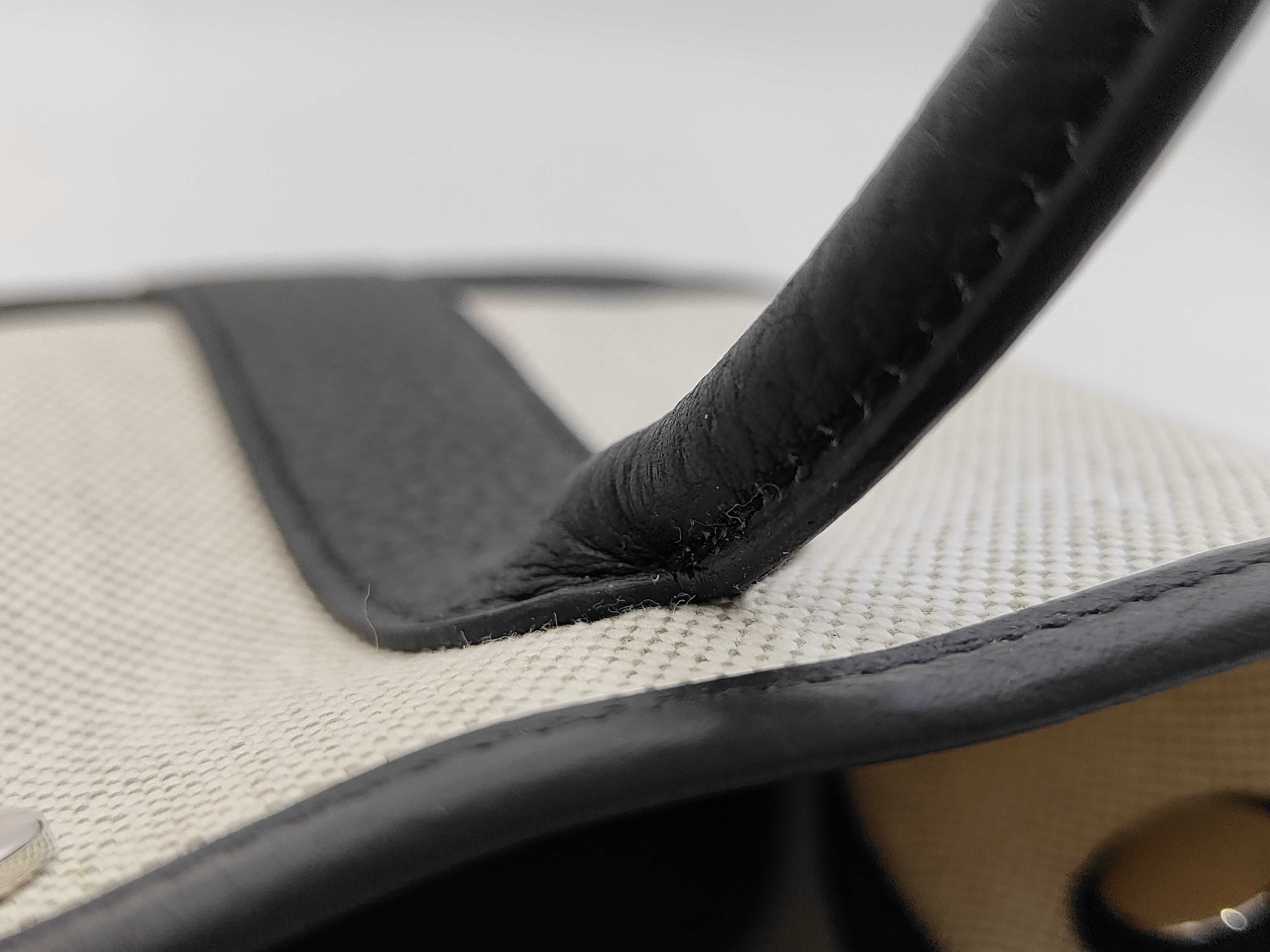 Neo Garden Black/Beige Handbag (with G stamp) — view 5