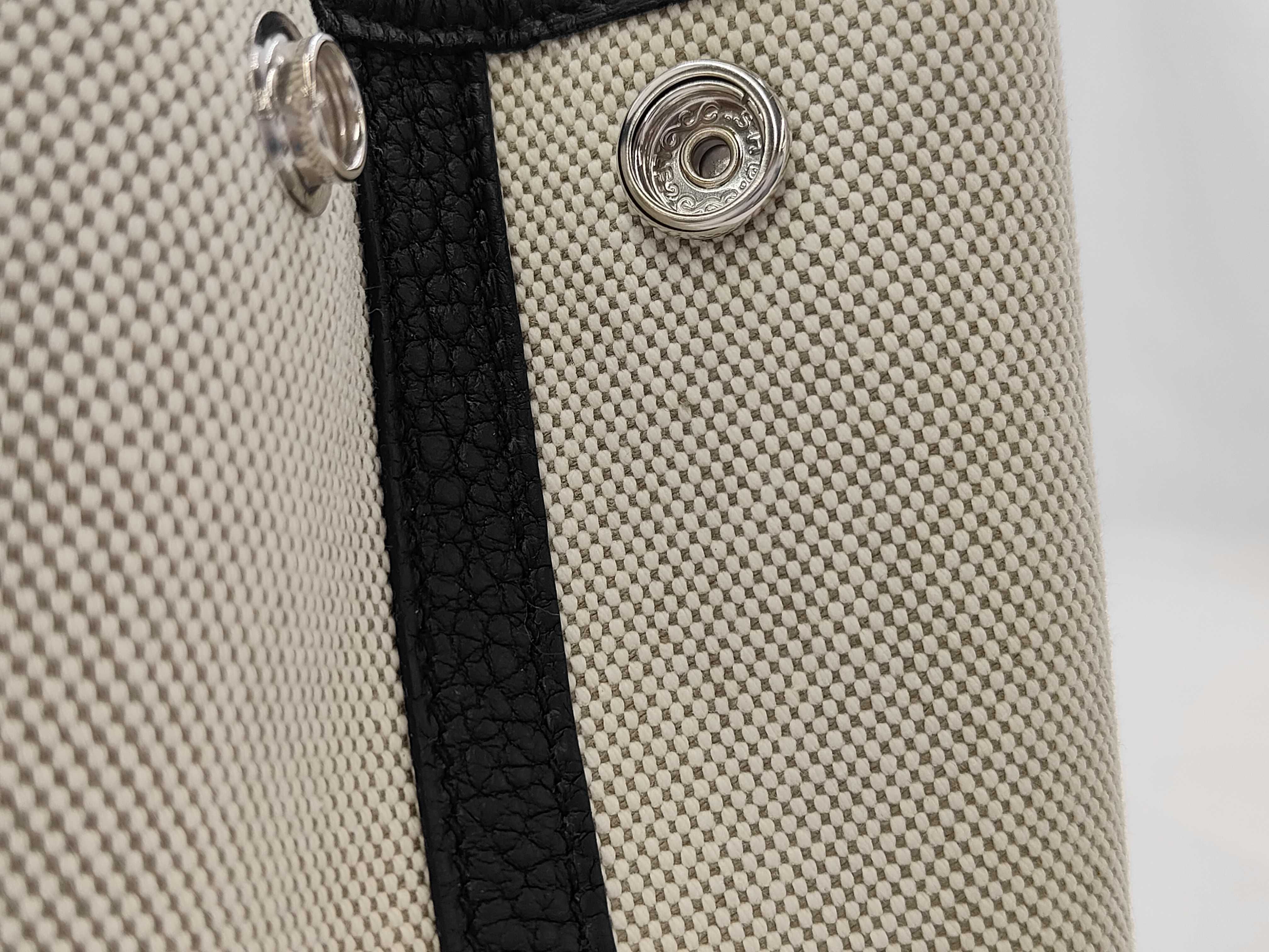Neo Garden Black/Beige Handbag (with G stamp) — view 10