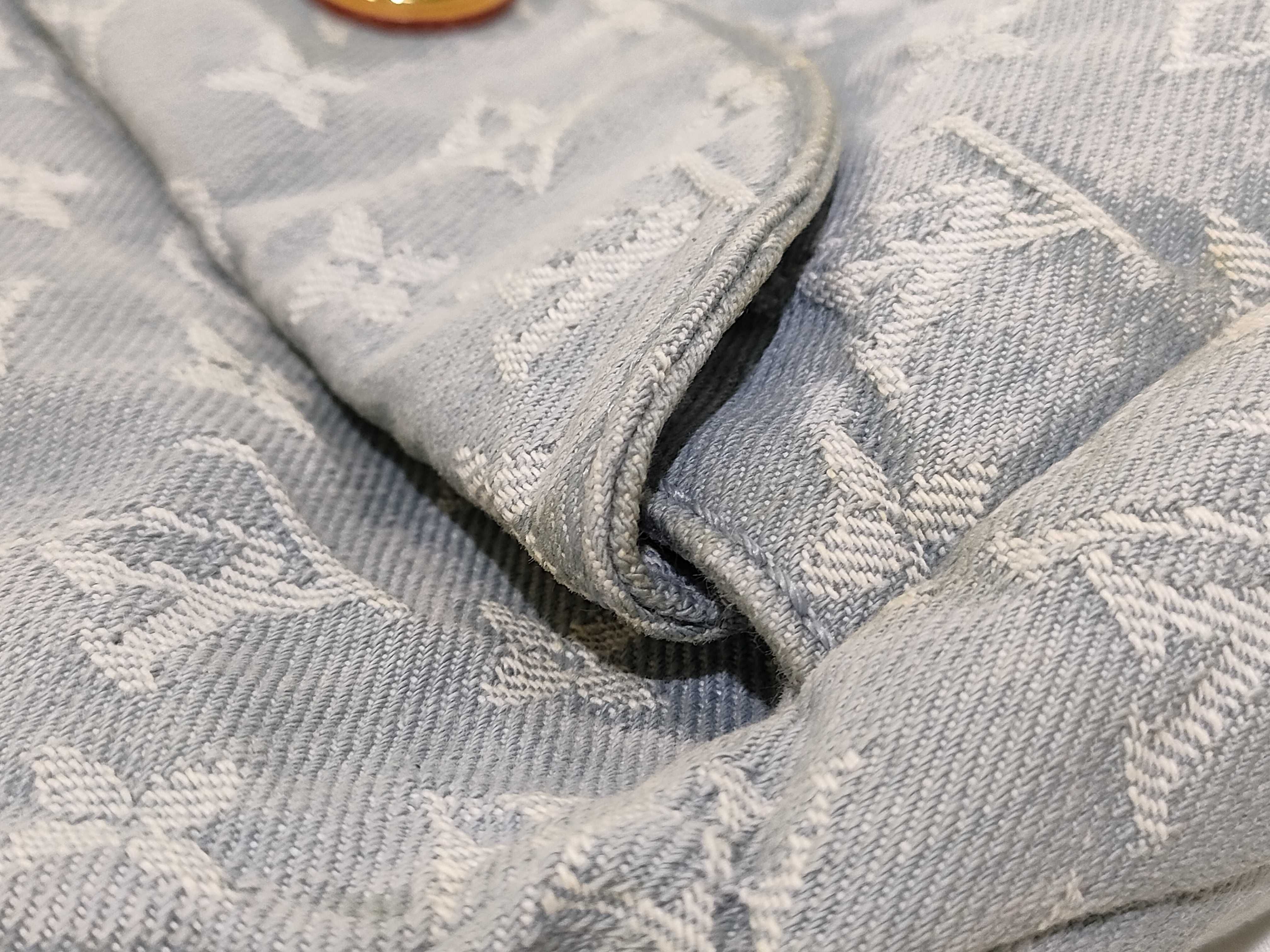 Monogram Denim Daily GM M40492 FO2101 Blue Shoulder Bag — view 14