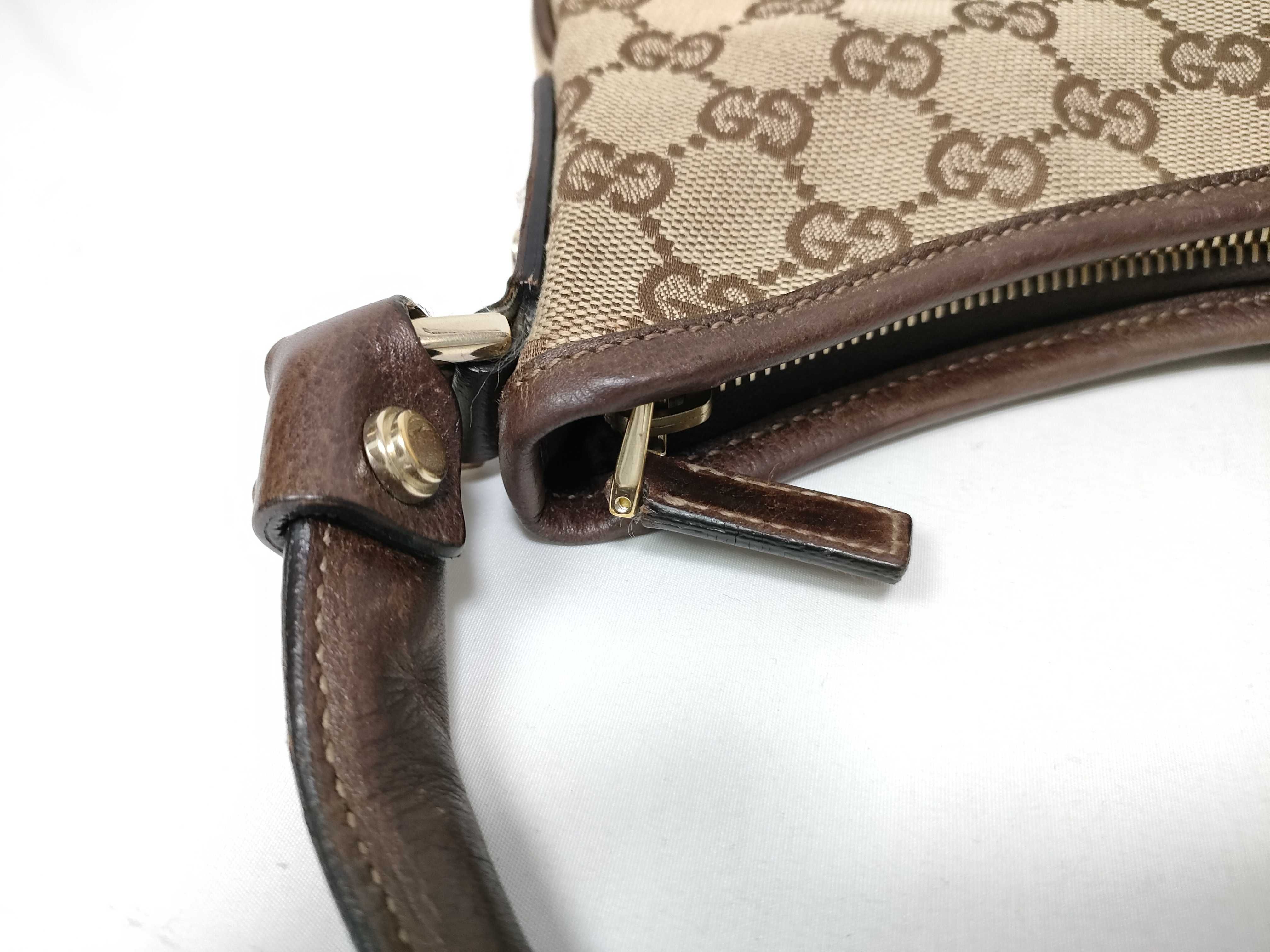GG Canvas Abbey Shoulder Bag — view 11
