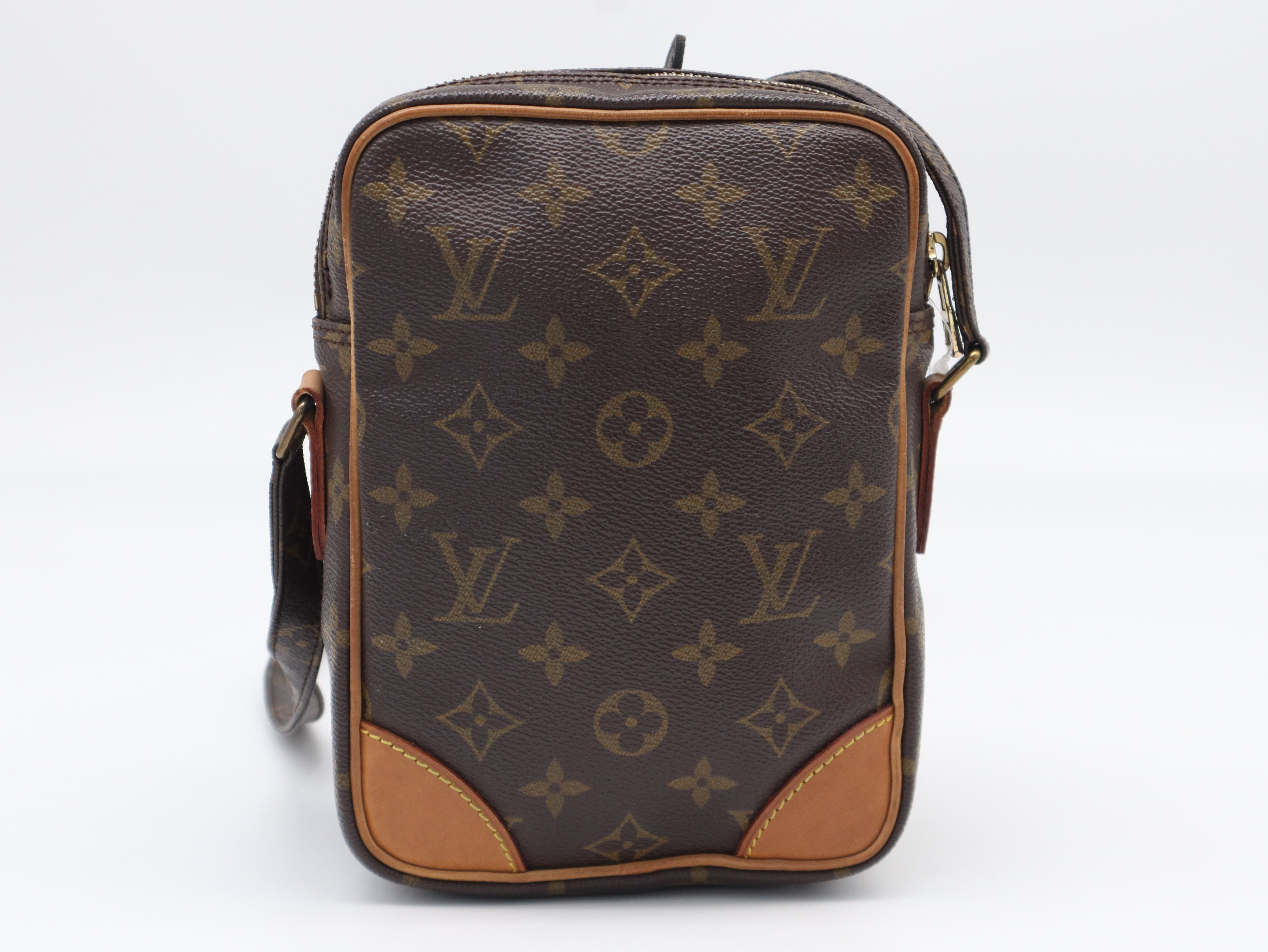 M45236 Monogram Amazon Shoulder Bag — view 2
