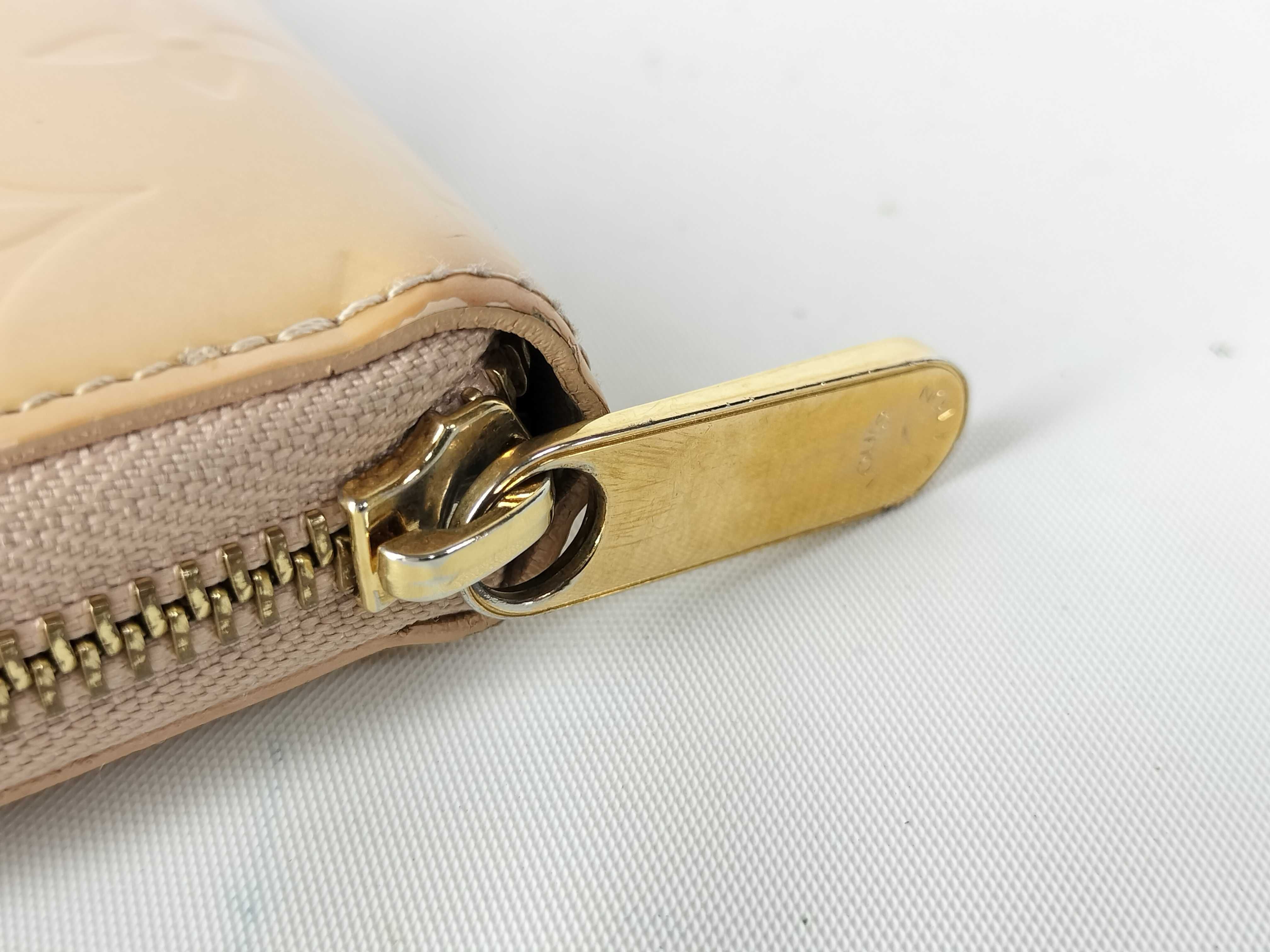 Vernis M91470 Zippy Wallet — view 6