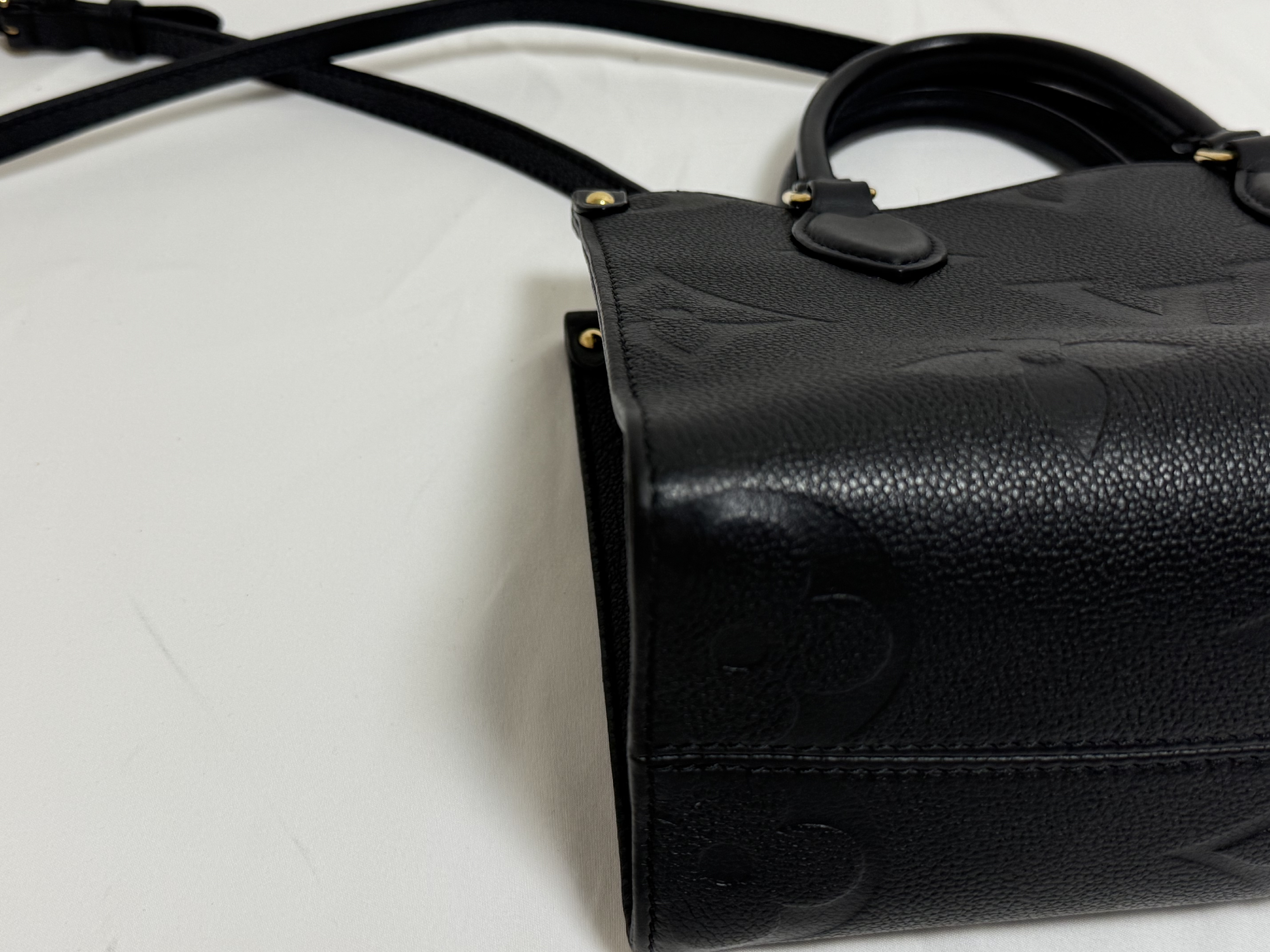 Monogram Empreinte On the Go PM M45653 IC Tag Strap Tote Bag — view 8