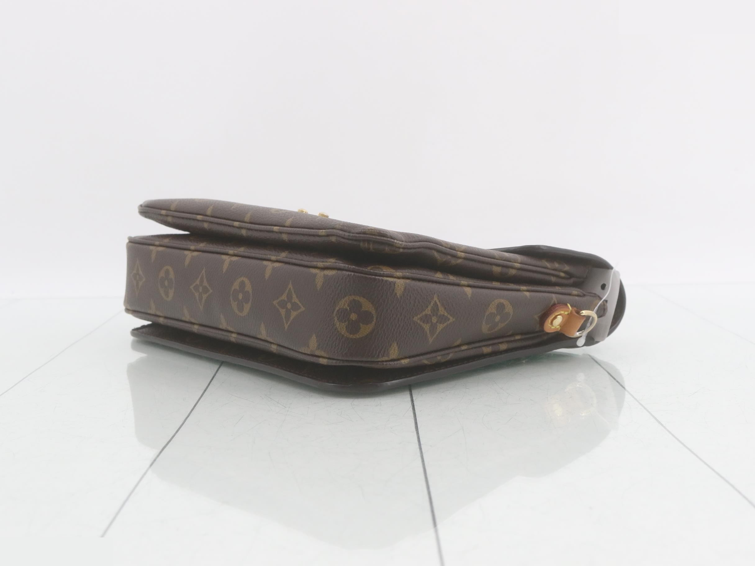 Monogram Pochette Metis MM 2-Way Handbag — view 6