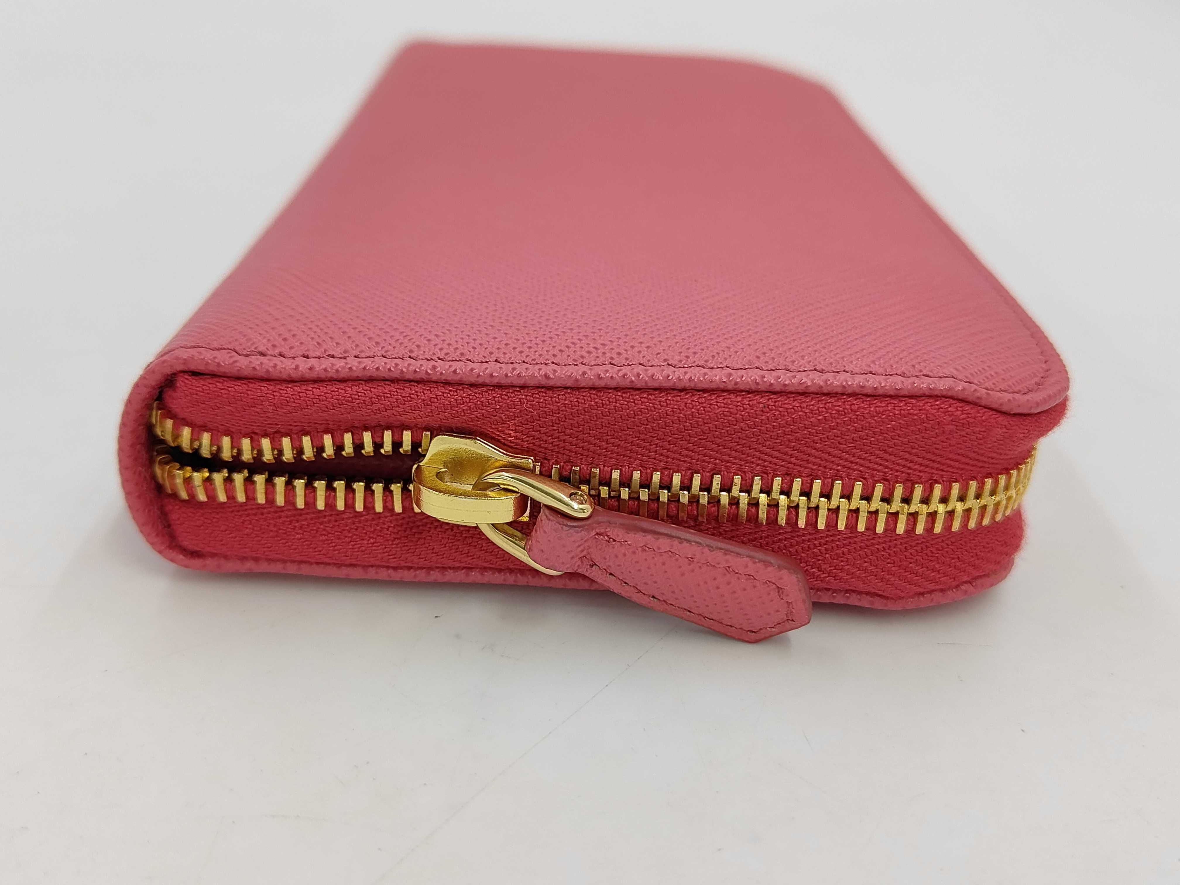 Saffiano Metal 1ML506 Leather Round Zip Wallet Pink — view 4