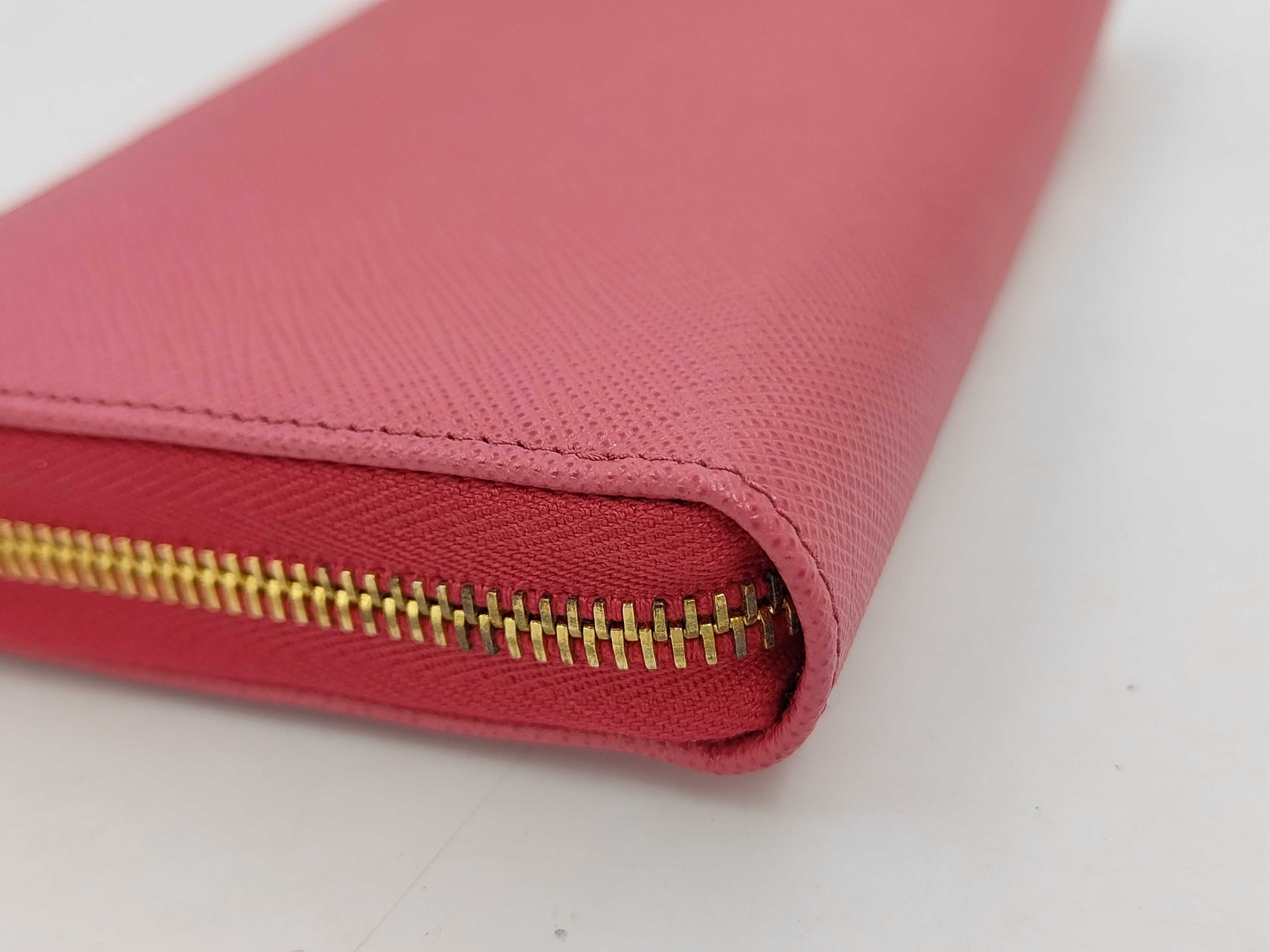 Saffiano Metal 1ML506 Leather Round Zip Wallet Pink — view 6