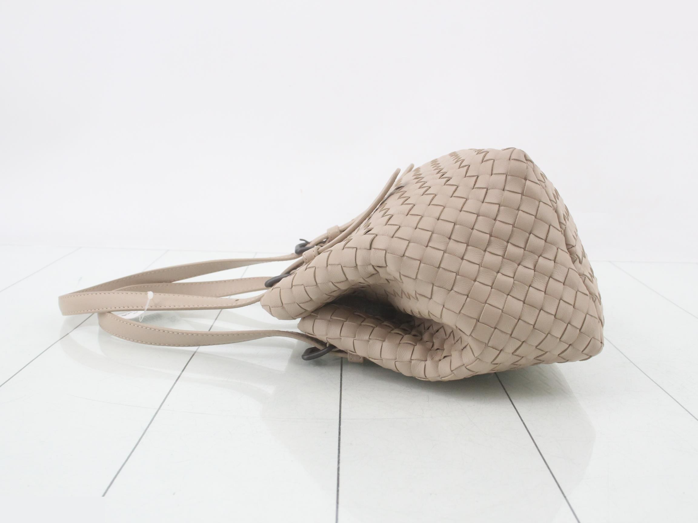 Intrecciato tote bag, leather, beige — view 4