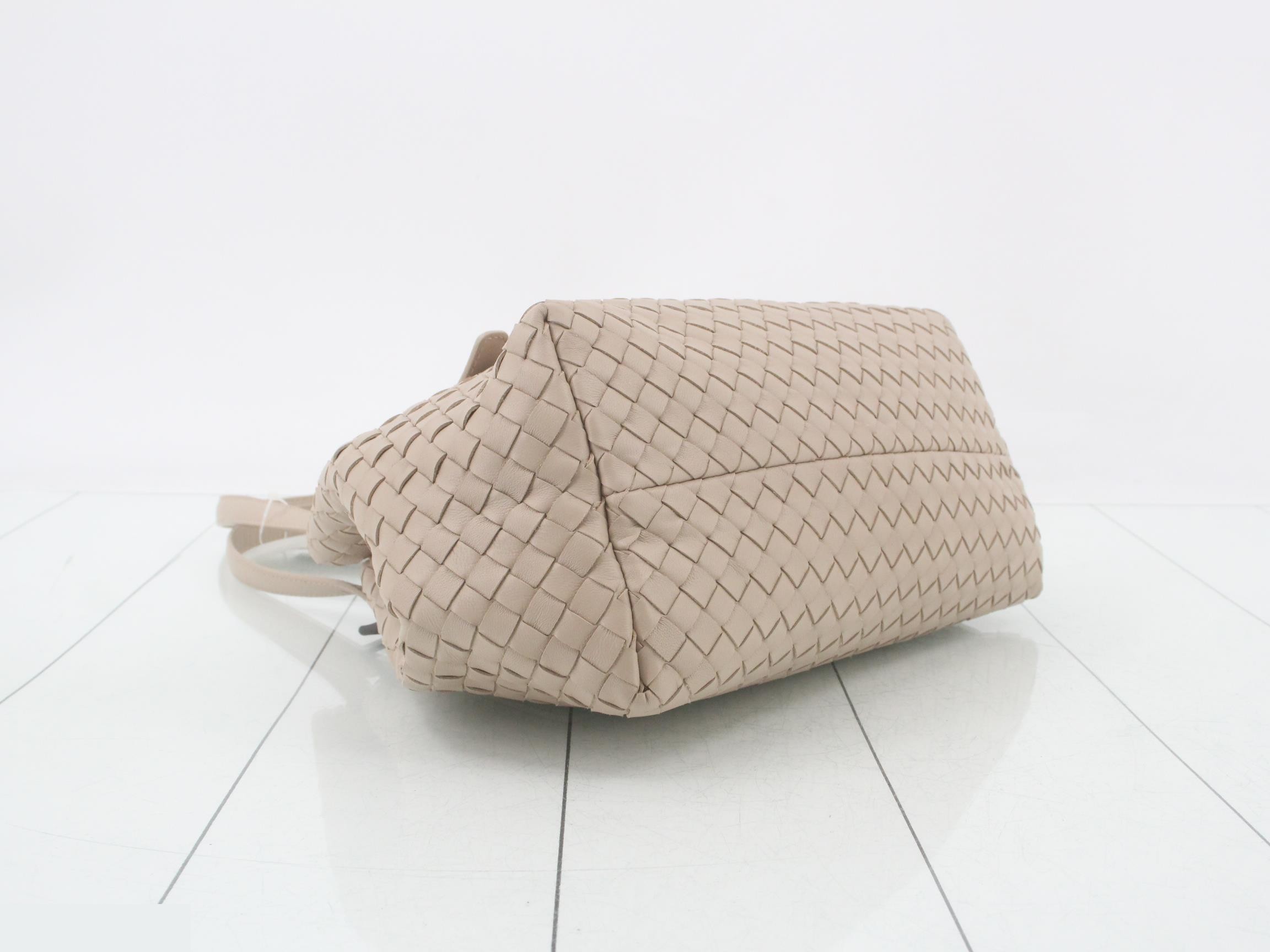Intrecciato tote bag, leather, beige — view 5
