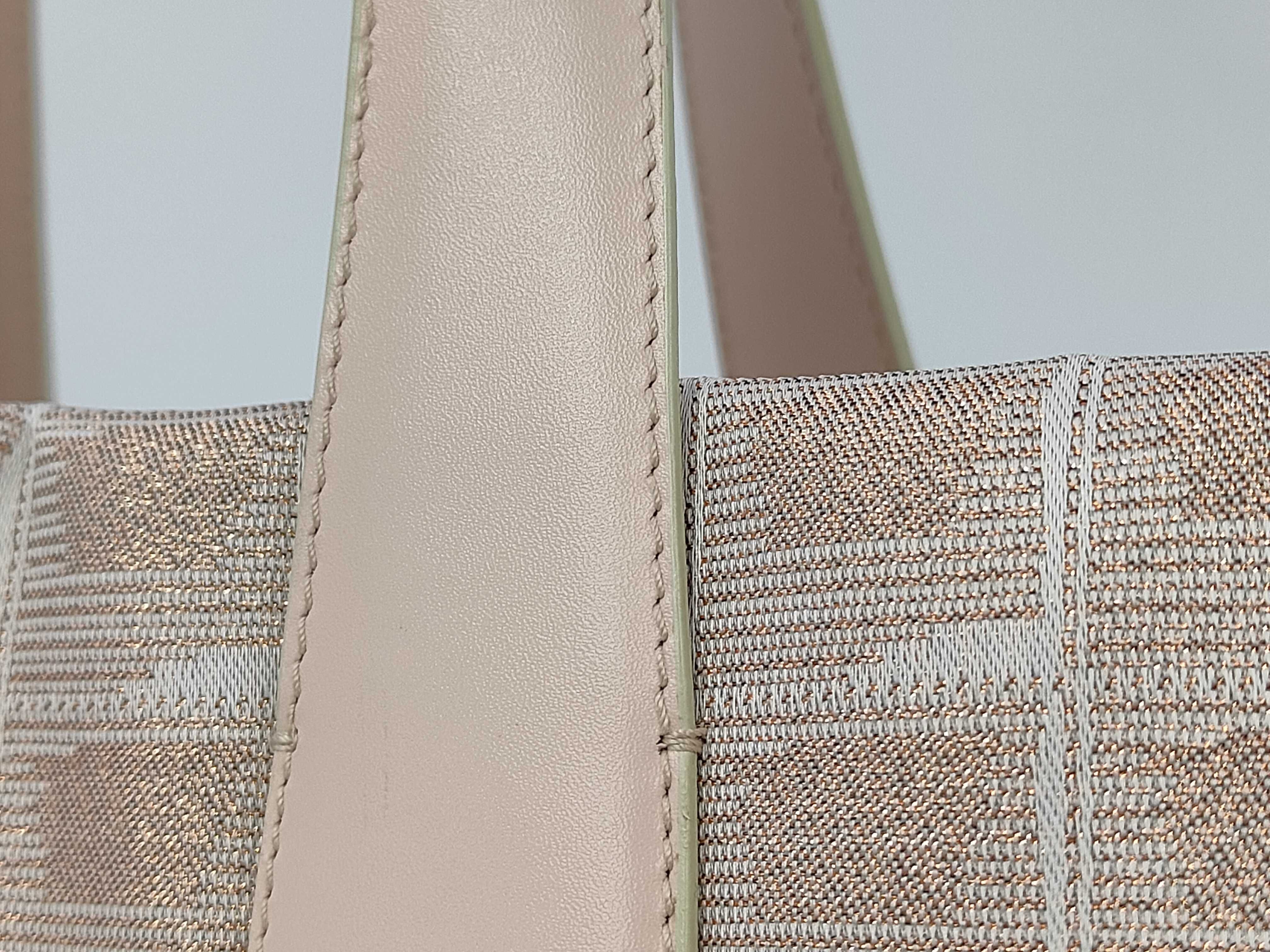 beige tote bag — view 3