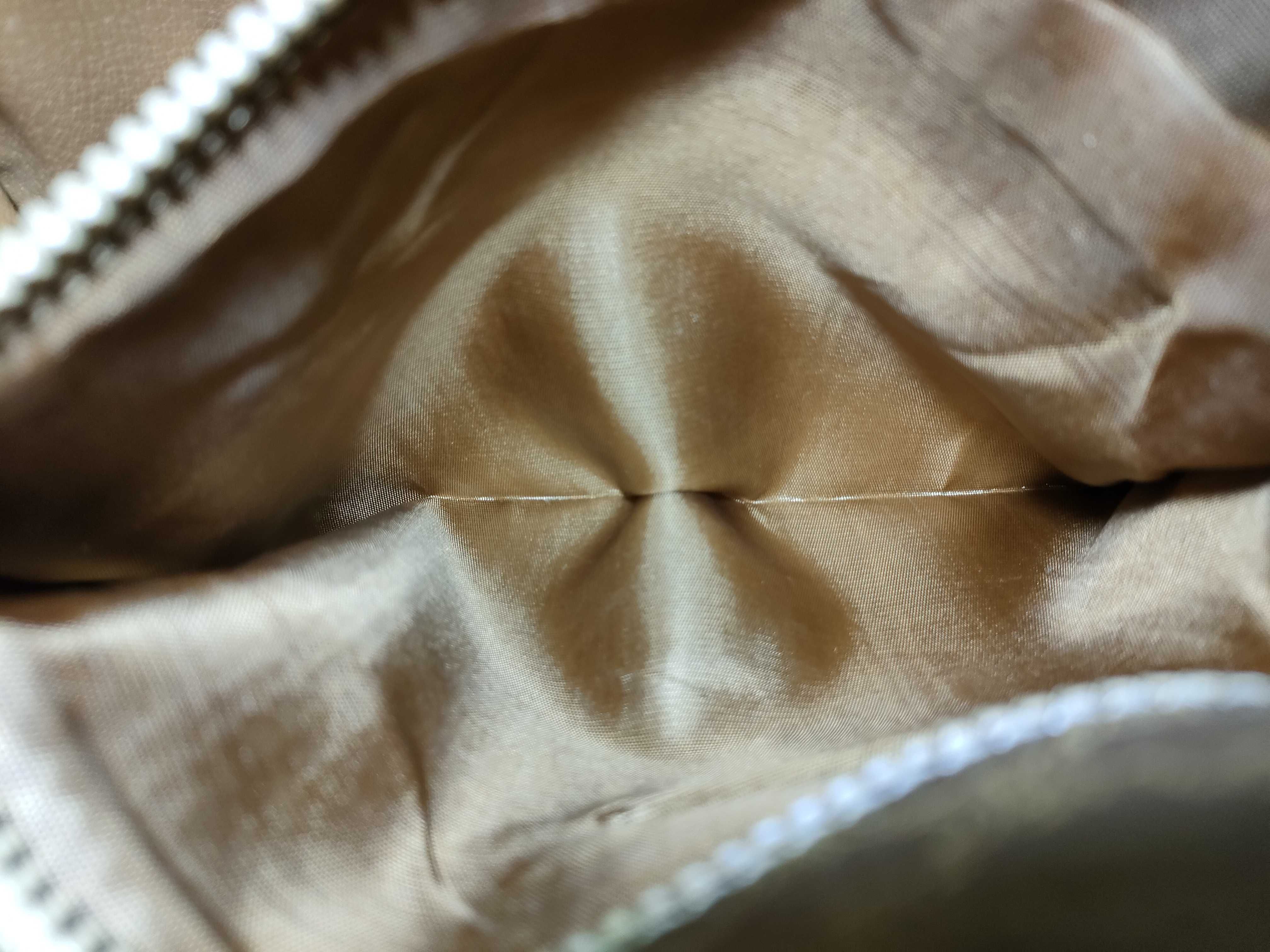 M10 Shoulder Bag — view 13