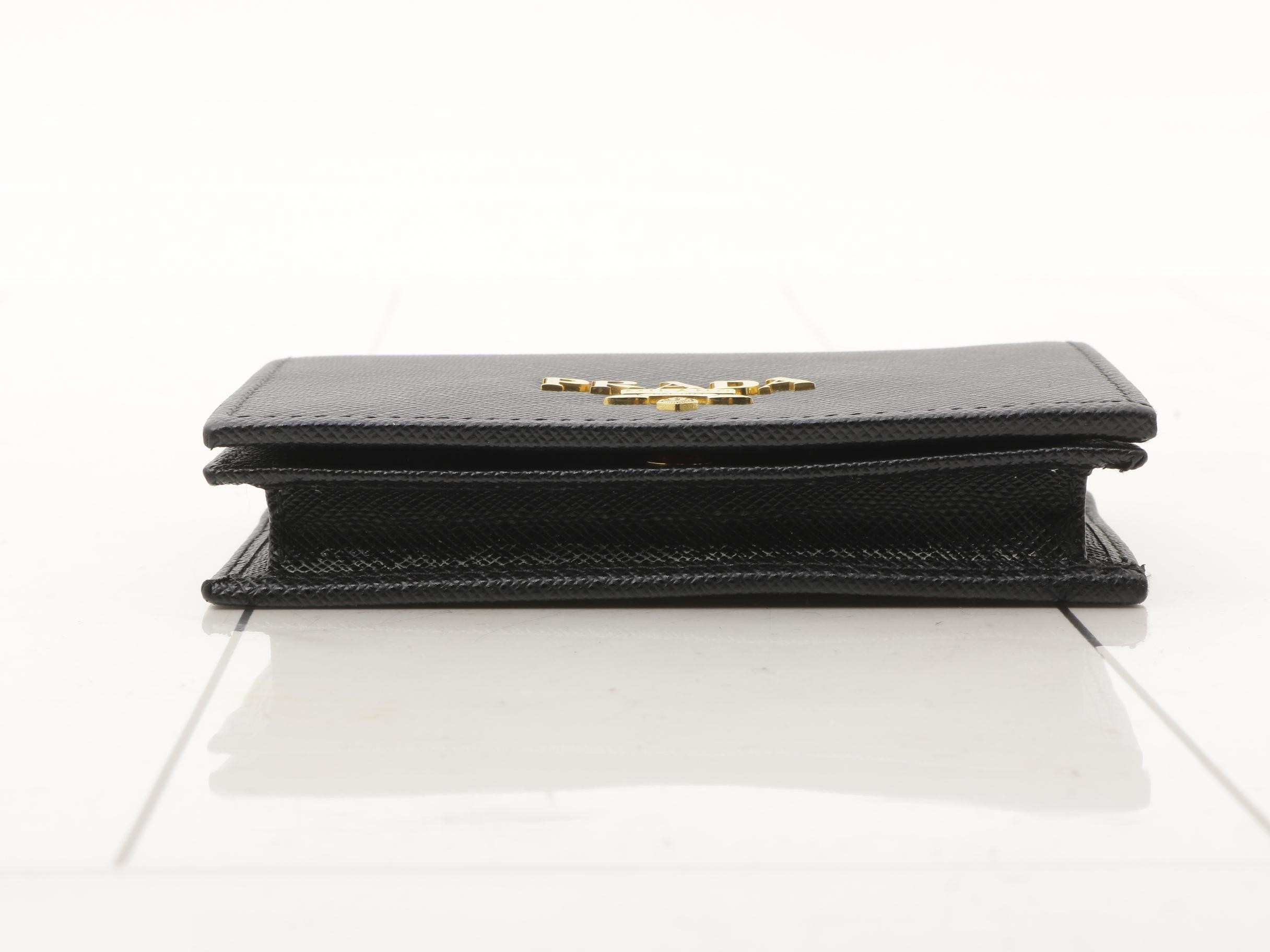 Other lines: Bags and Wallets — view 3