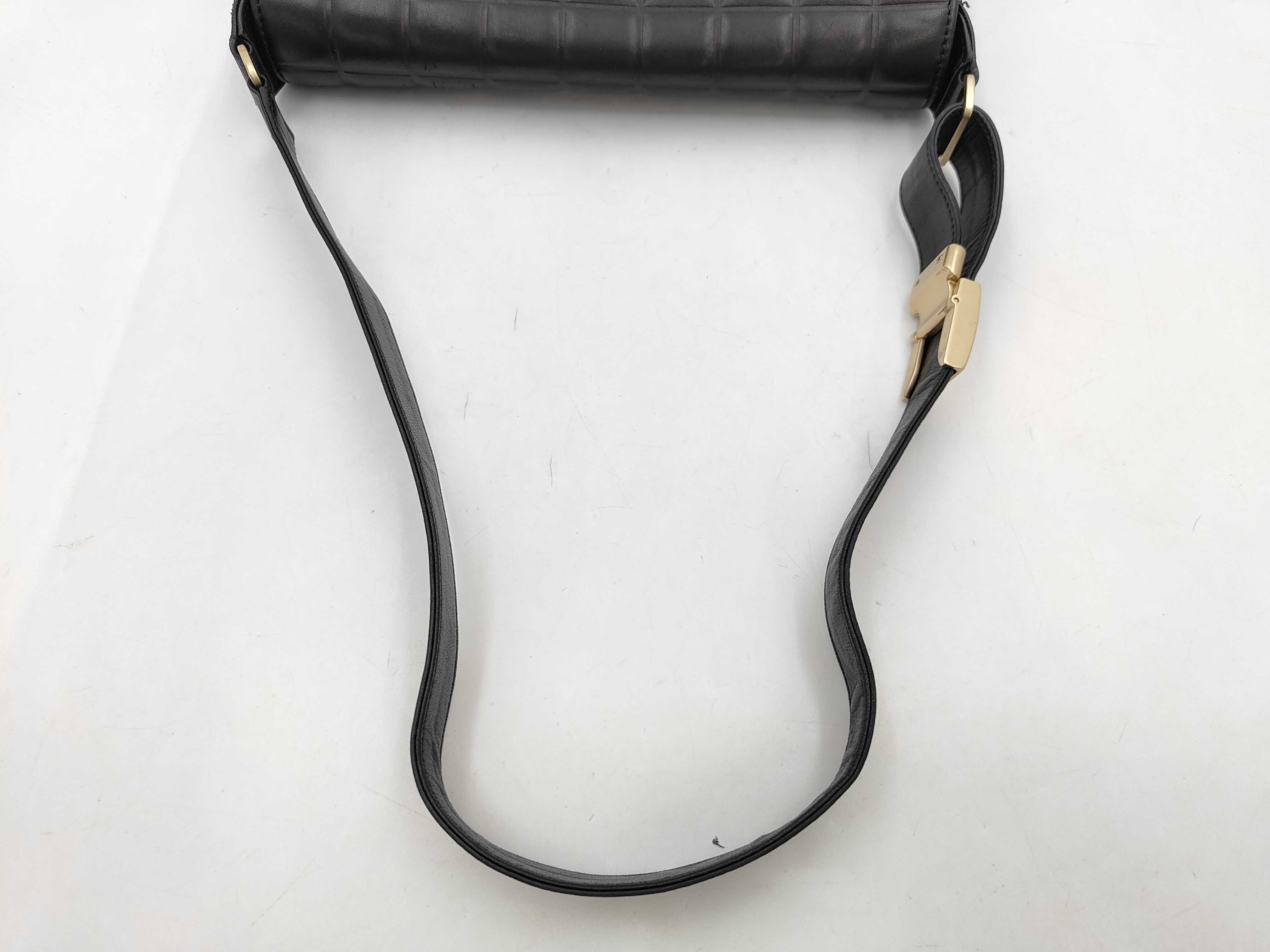 Chocolate Bar One-Shoulder Lambskin Black Shoulder Bag — view 6