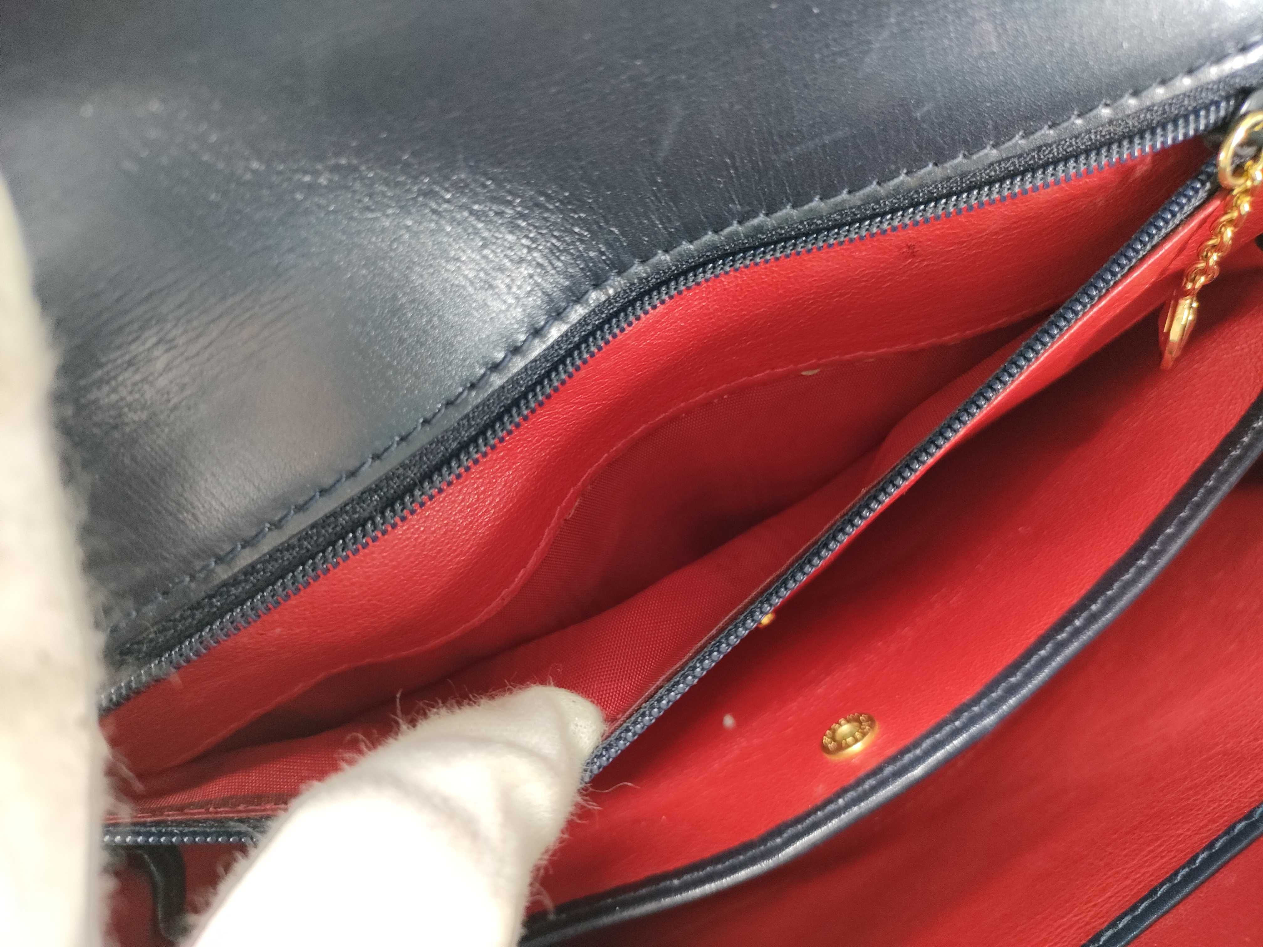 Lady Lock Leather Hand Shoulder Bag — view 14