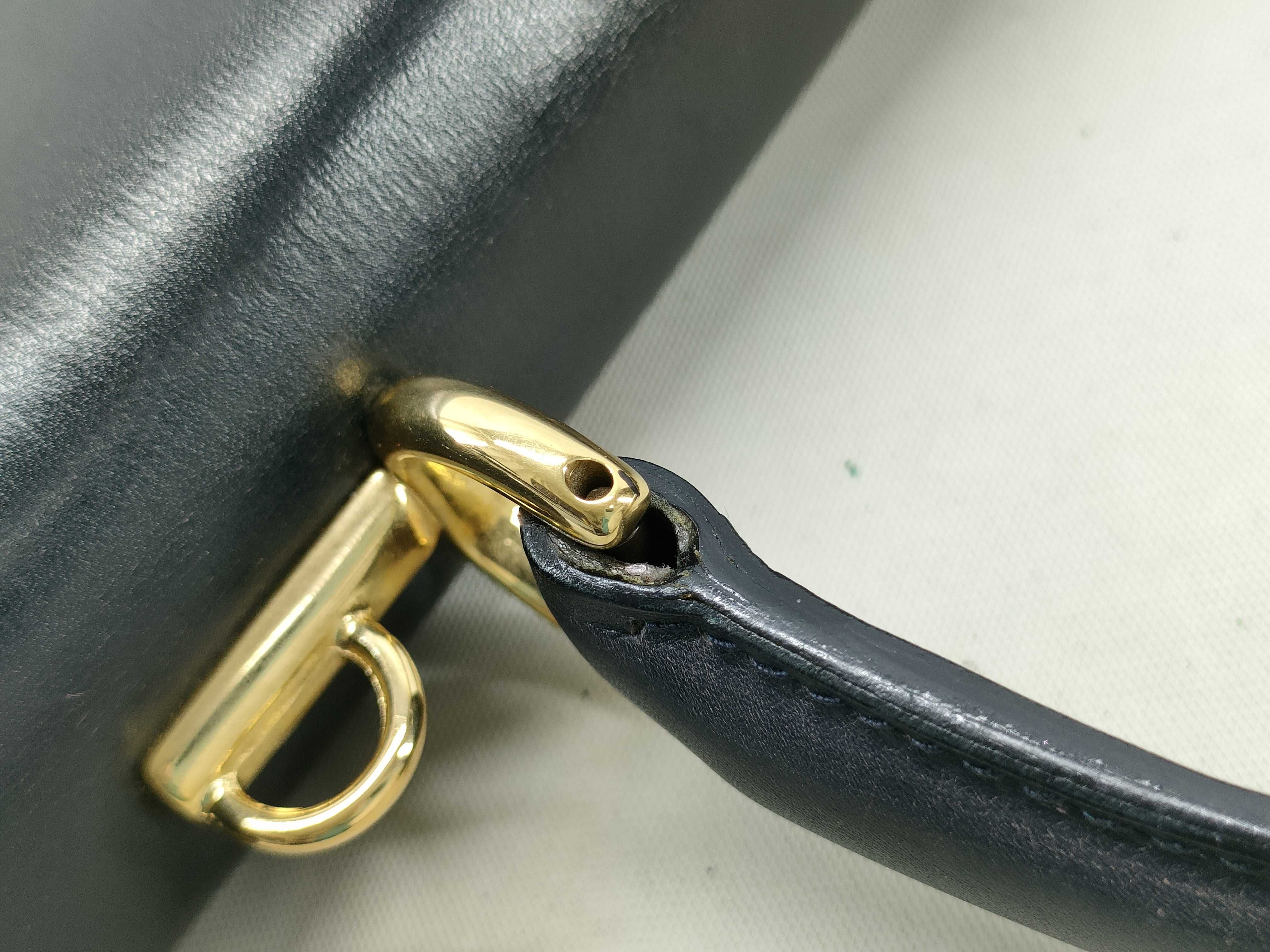 Lady Lock Leather Hand Shoulder Bag — view 6