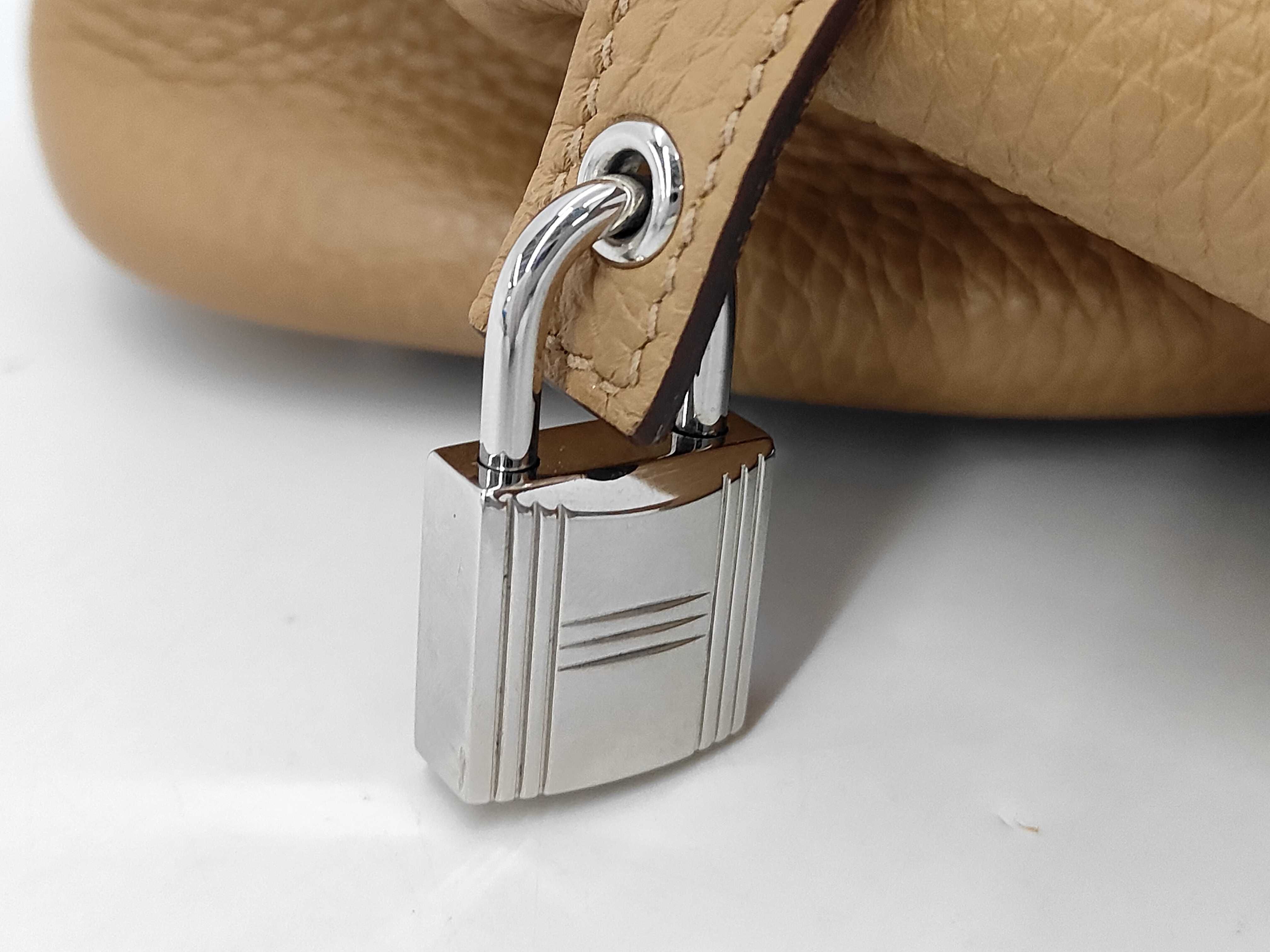 Picotin Lock MM Biscuit Silver Hardware Handbag — view 12
