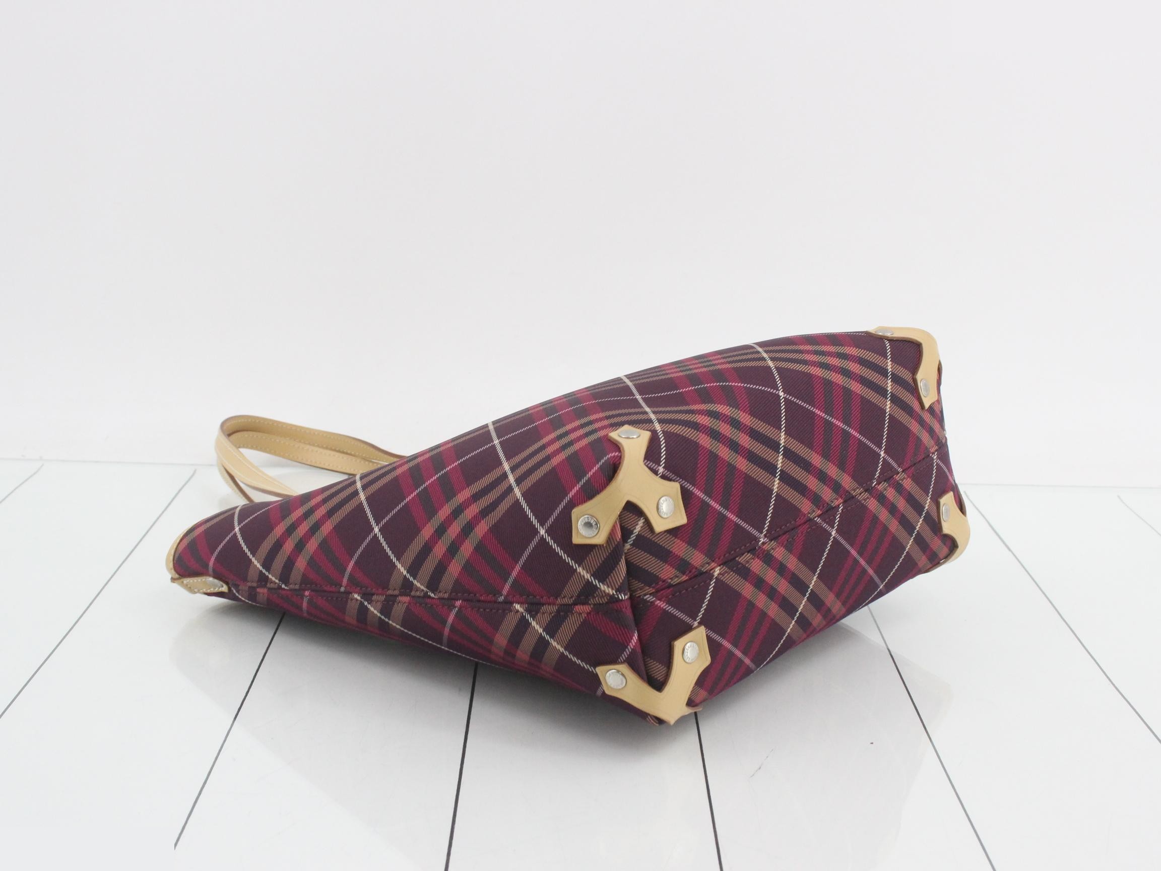 Blue Label Tote Bag (Checkered) — view 5