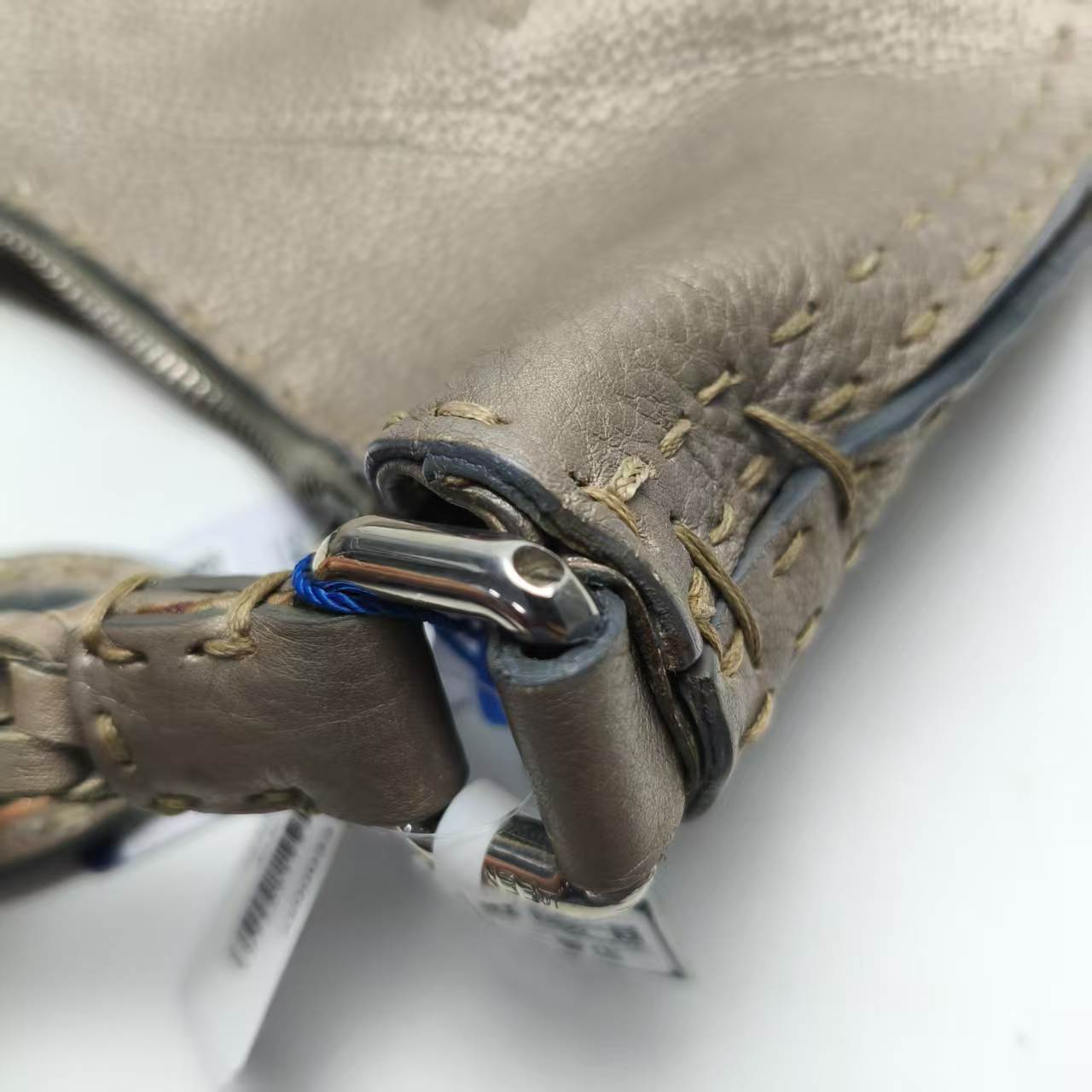 【*Shipped from: China*】FENDI Leather Handbag — view 10