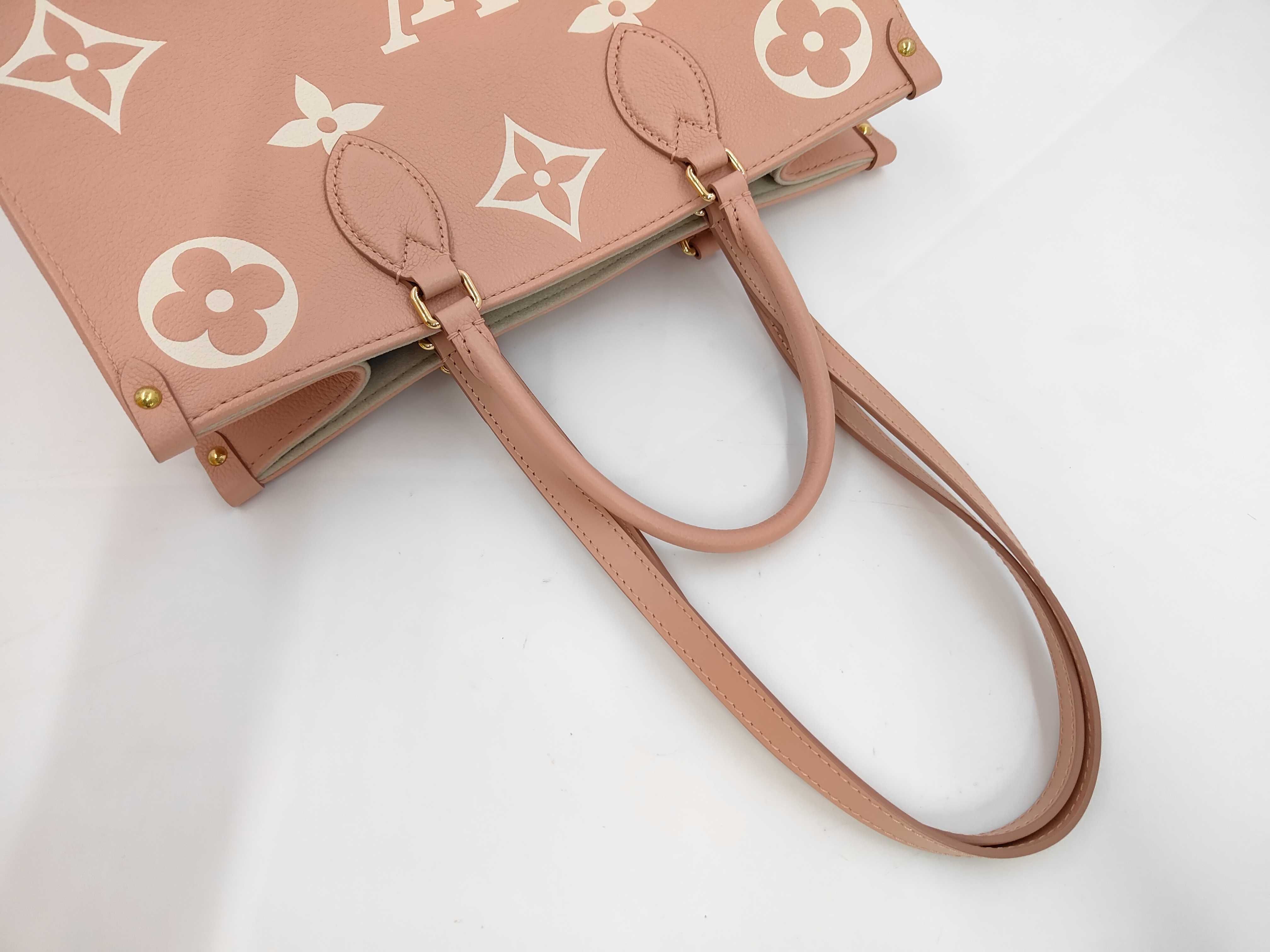 Bicolor Monogram Empreinte OnTheGo MM Tote Bag — view 3