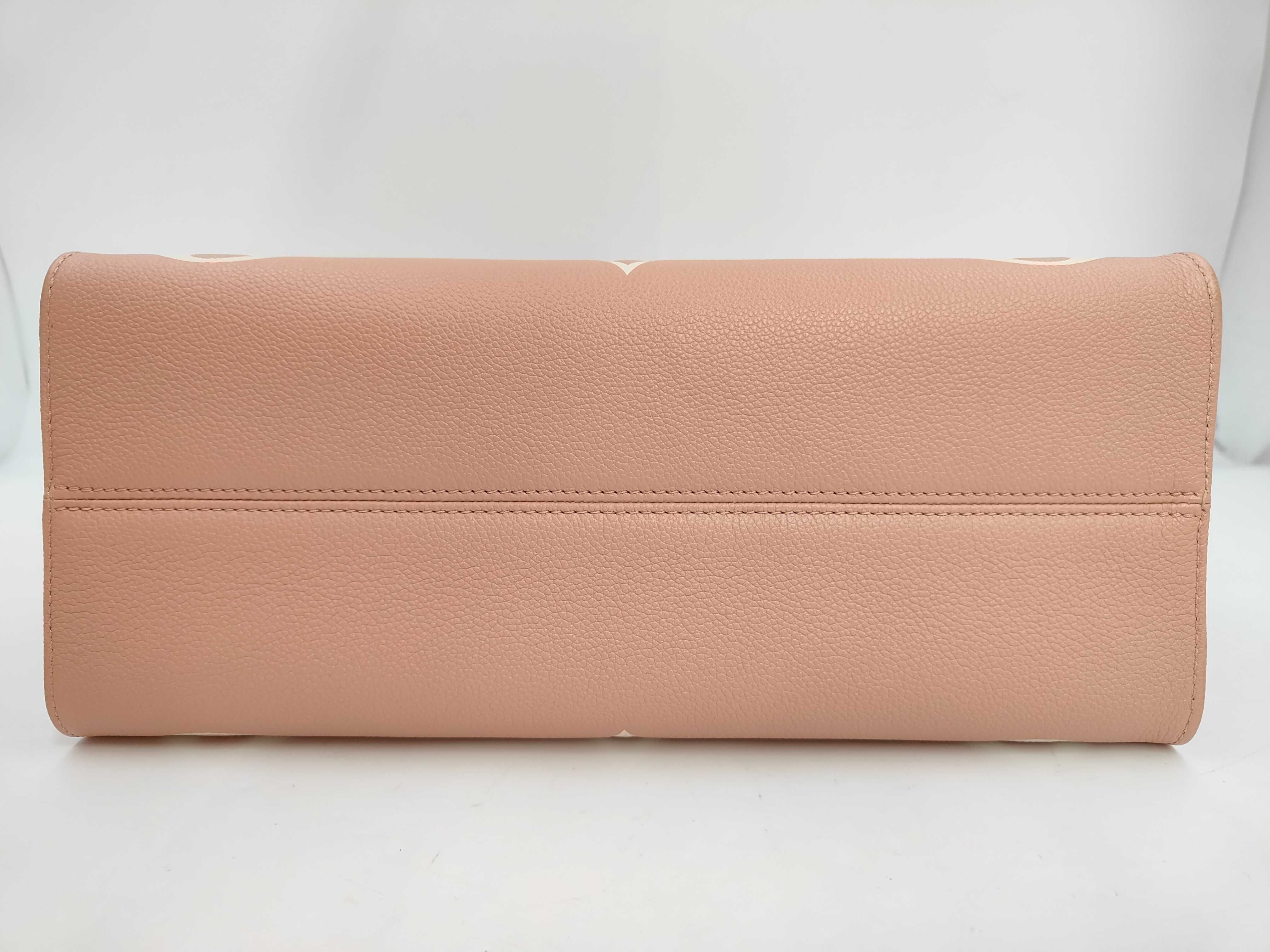 Bicolor Monogram Empreinte OnTheGo MM Tote Bag — view 6