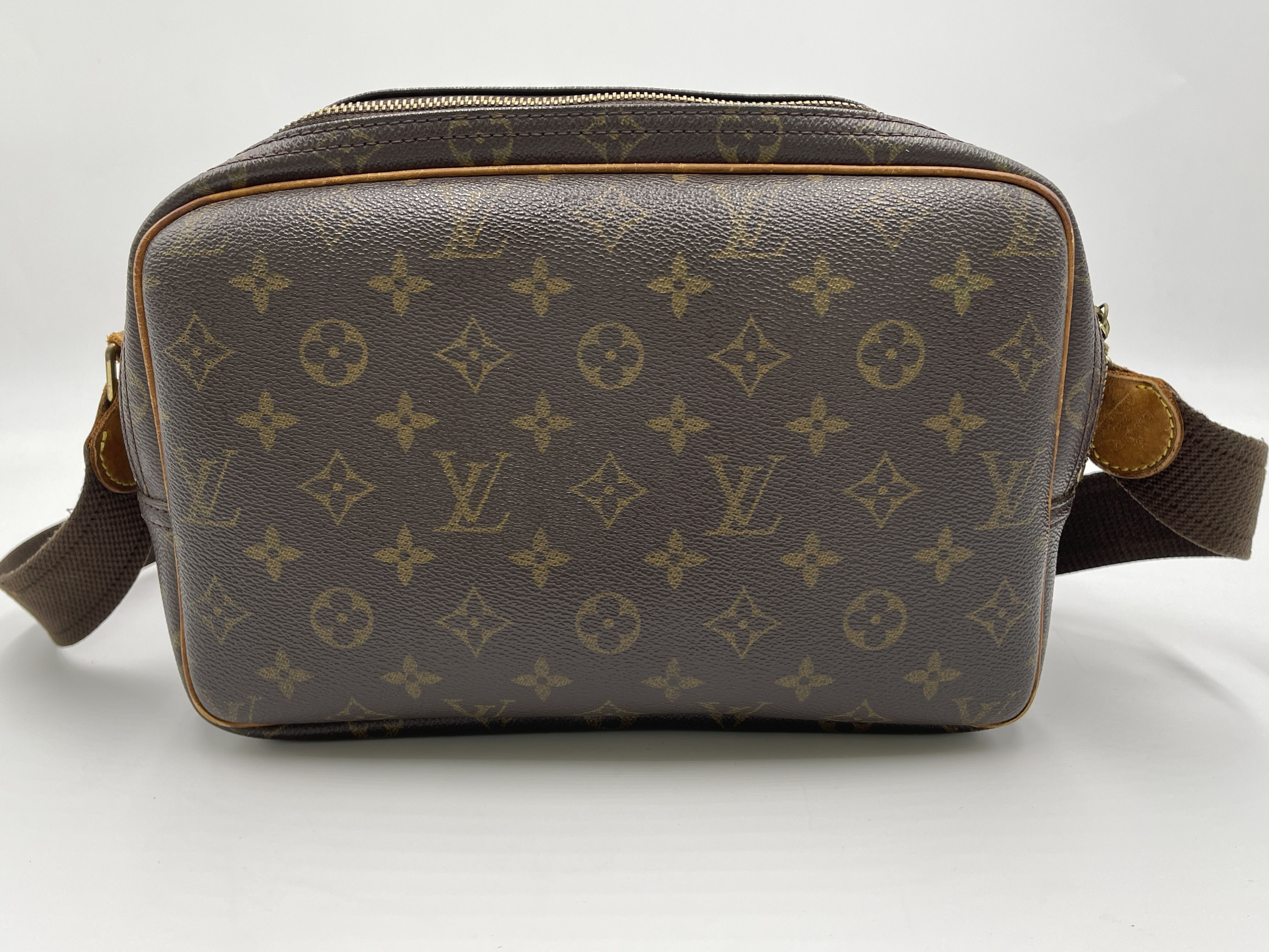 Monogram Reporter PM M45254 SP1929 Shoulder Bag — view 3
