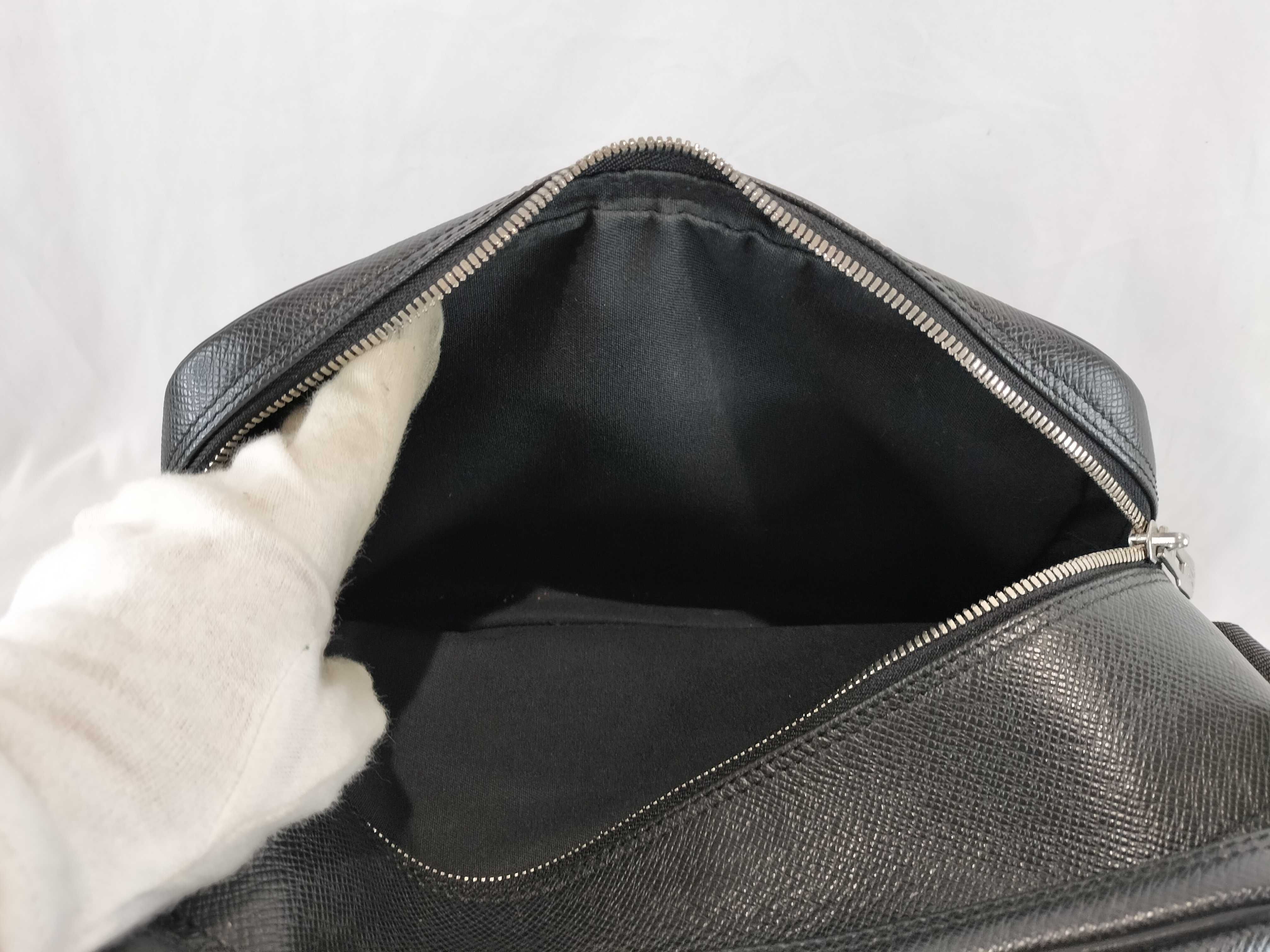 Taiga M30154 Reporter PM Shoulder Bag — view 10