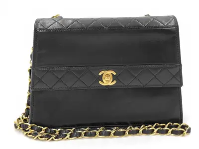 Matelassé Lambskin Chain Shoulder Bag